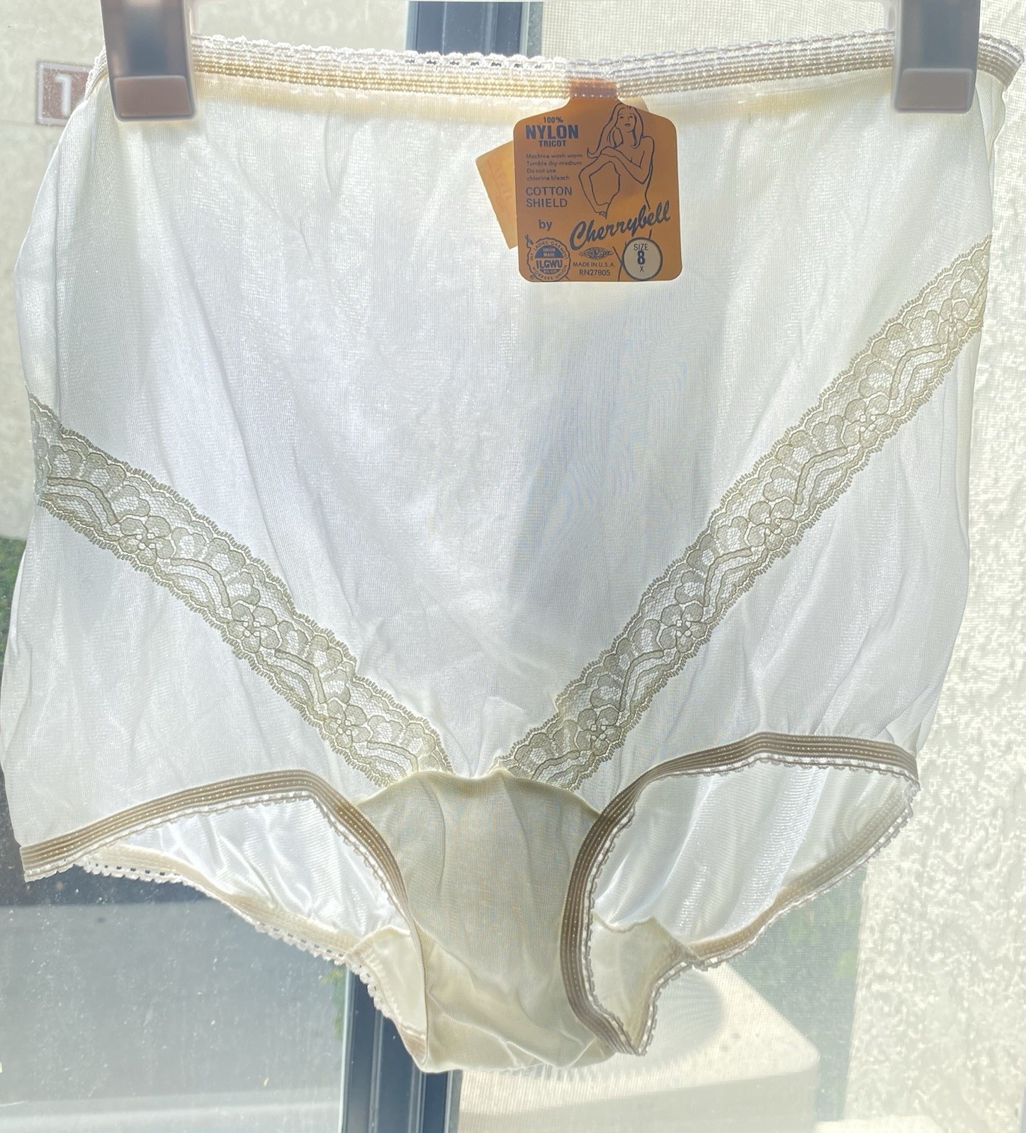 Vintage Granny Panties 100% Nylon Tricot Size 8 Cherrybelle Union Made In USA