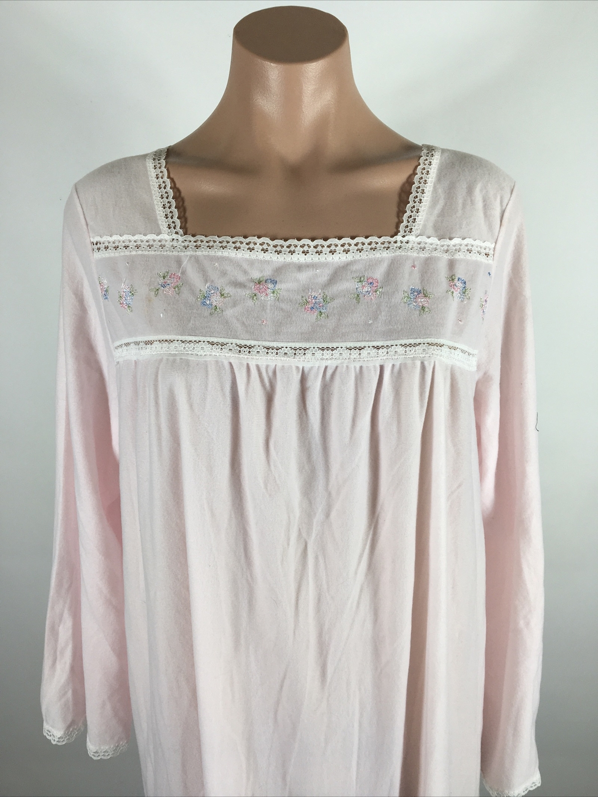 Vintage Brushed Nylon Granny Nightgown Damea’ Pink Long Sleeve Night Gown Size L