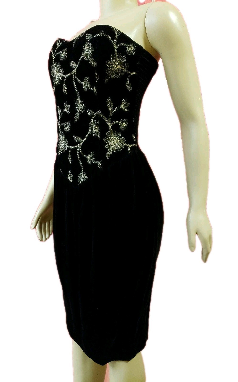 Positively Ellyn | Union Made Vintage Velvet Black Strapless Women’s Dress 7/8