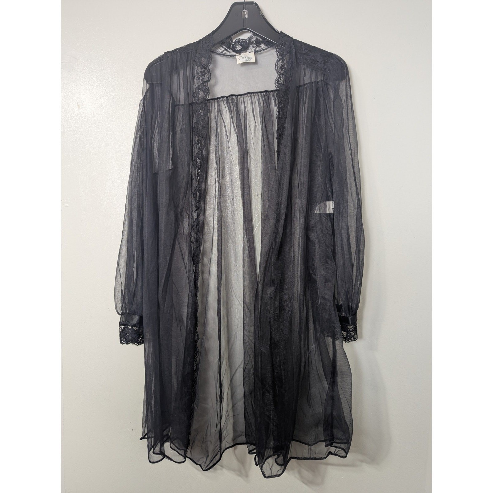 Vintage Cinema Etoile Size M Black Sheer Lace Open Front Robe Made In USA 36″ L