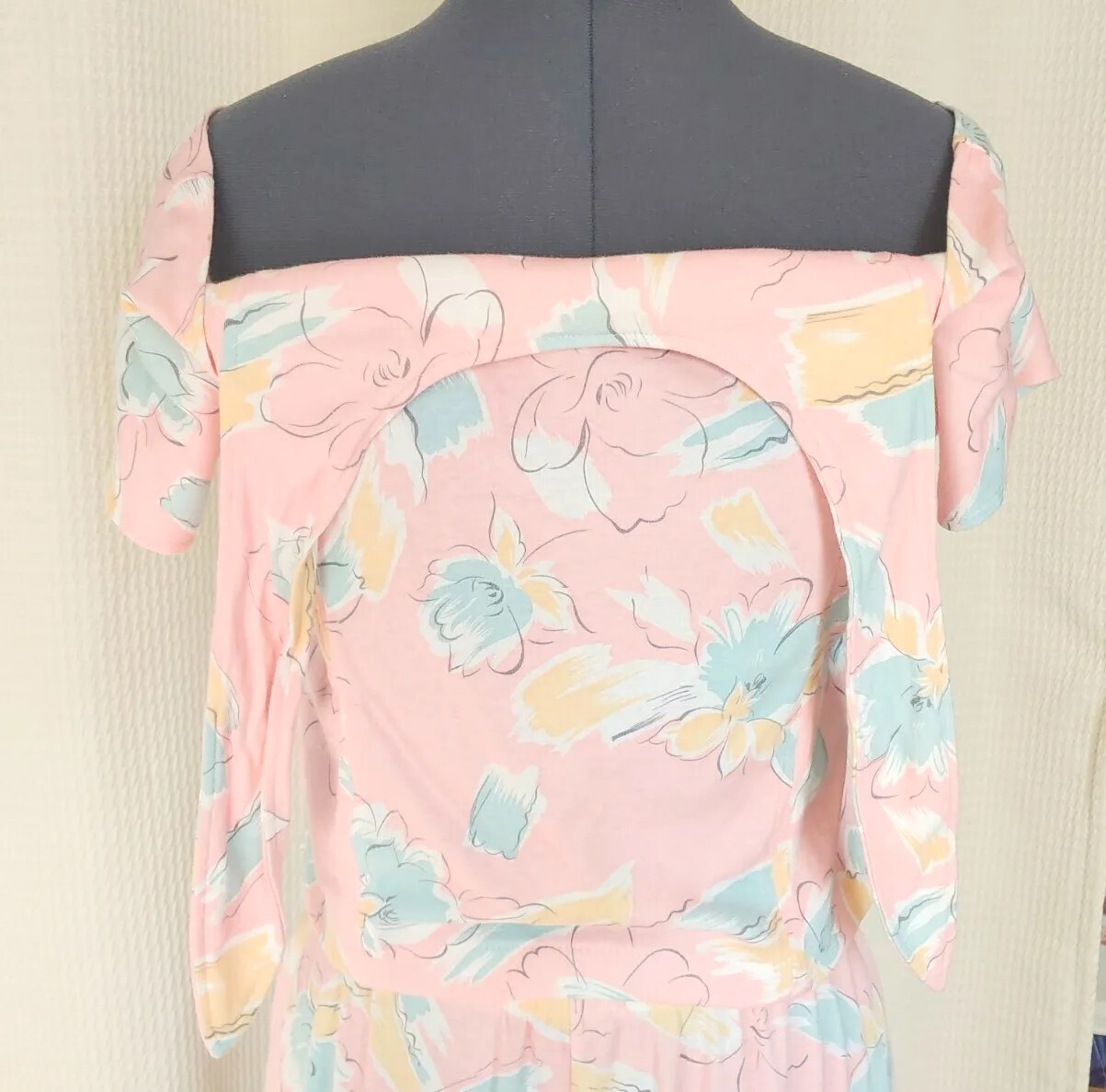 Vintage Pink Knit Skirt & Top Set with Yellow & Blue Florals Size 11/12