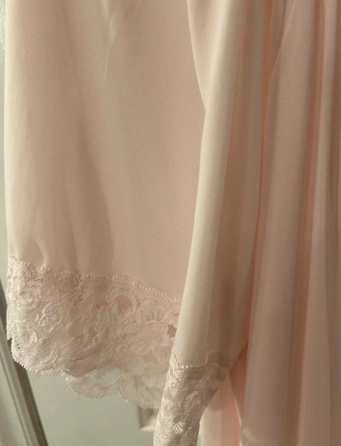 Vintage 2 Piece SHADOWLINE Pink Lace PEIGNOIR Robe (M) And Nightgown (L) Set
