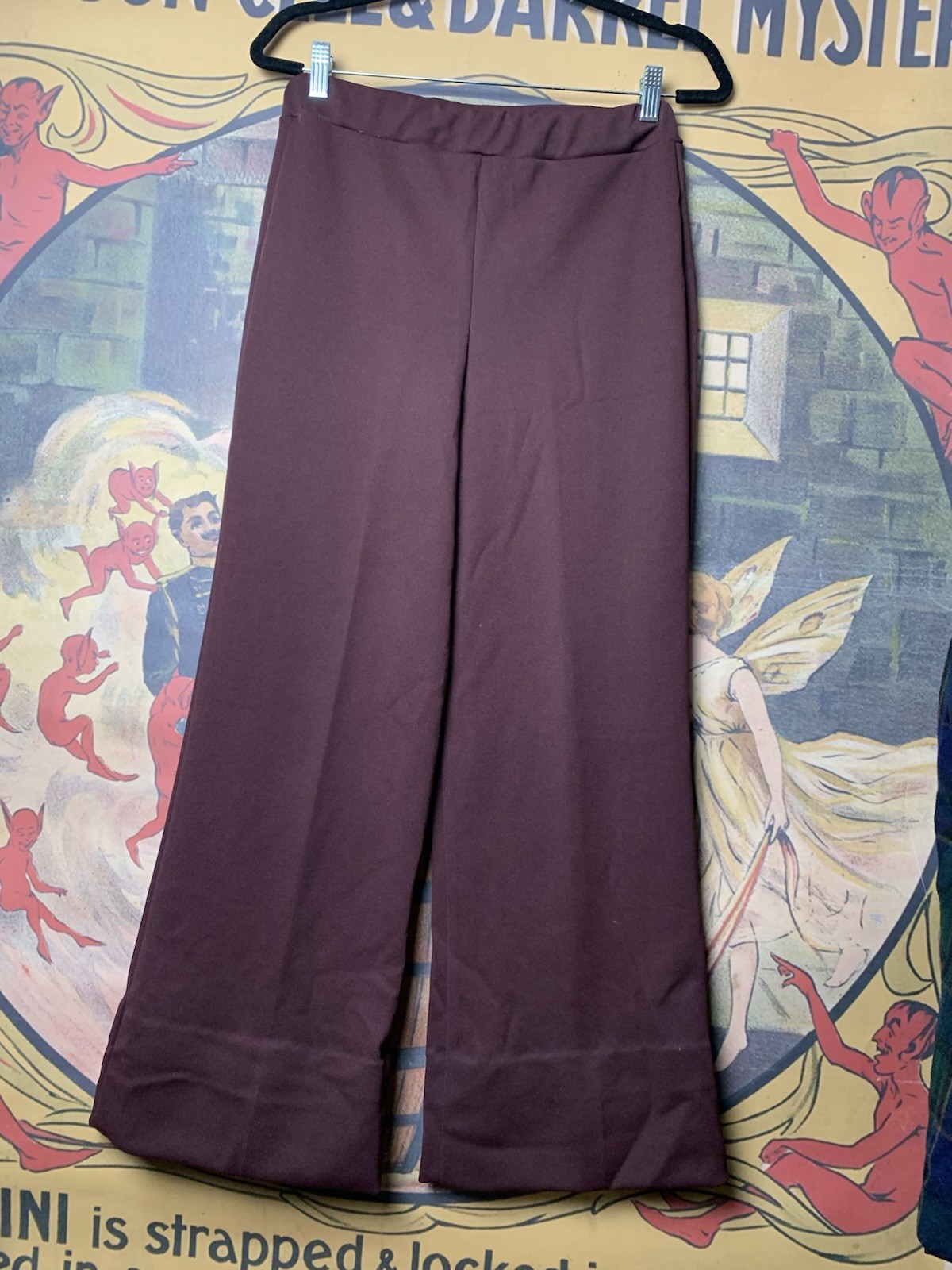 RARE VTG Union tag 70s two piece Suit Button Down & Flare Pants Vibrant Florals