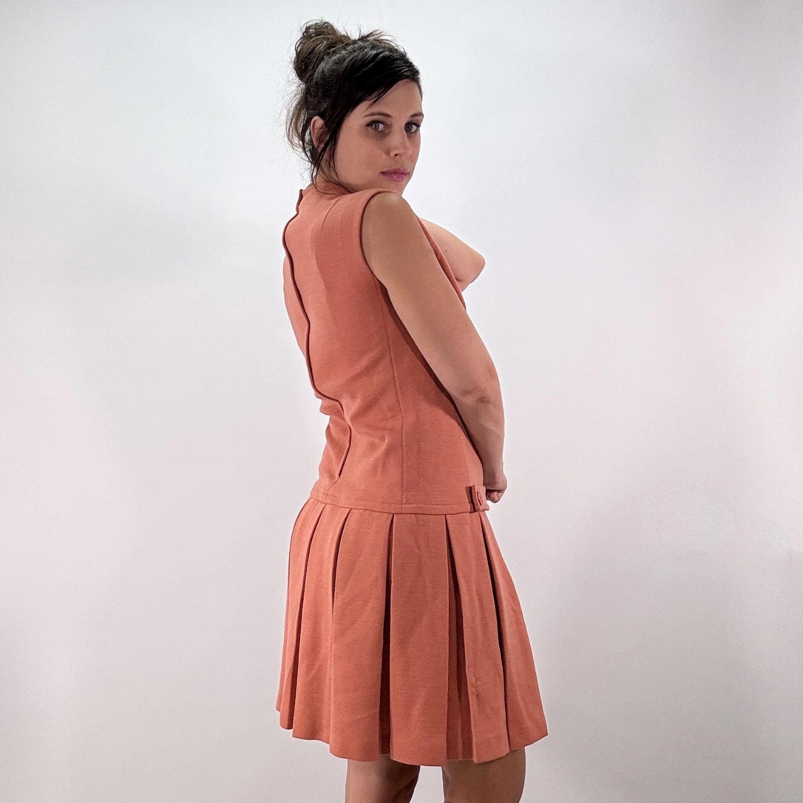 Vintage 60s 70s Dress S/M Pink Knit Drop-Waist Pleated Mini Preppy Mod