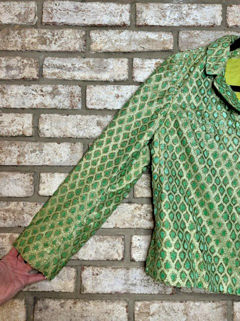 VTG T. Jones 1960s 2pc Skirt Suit Green Gold Brocade Mod Jackie O Set Sz S/M
