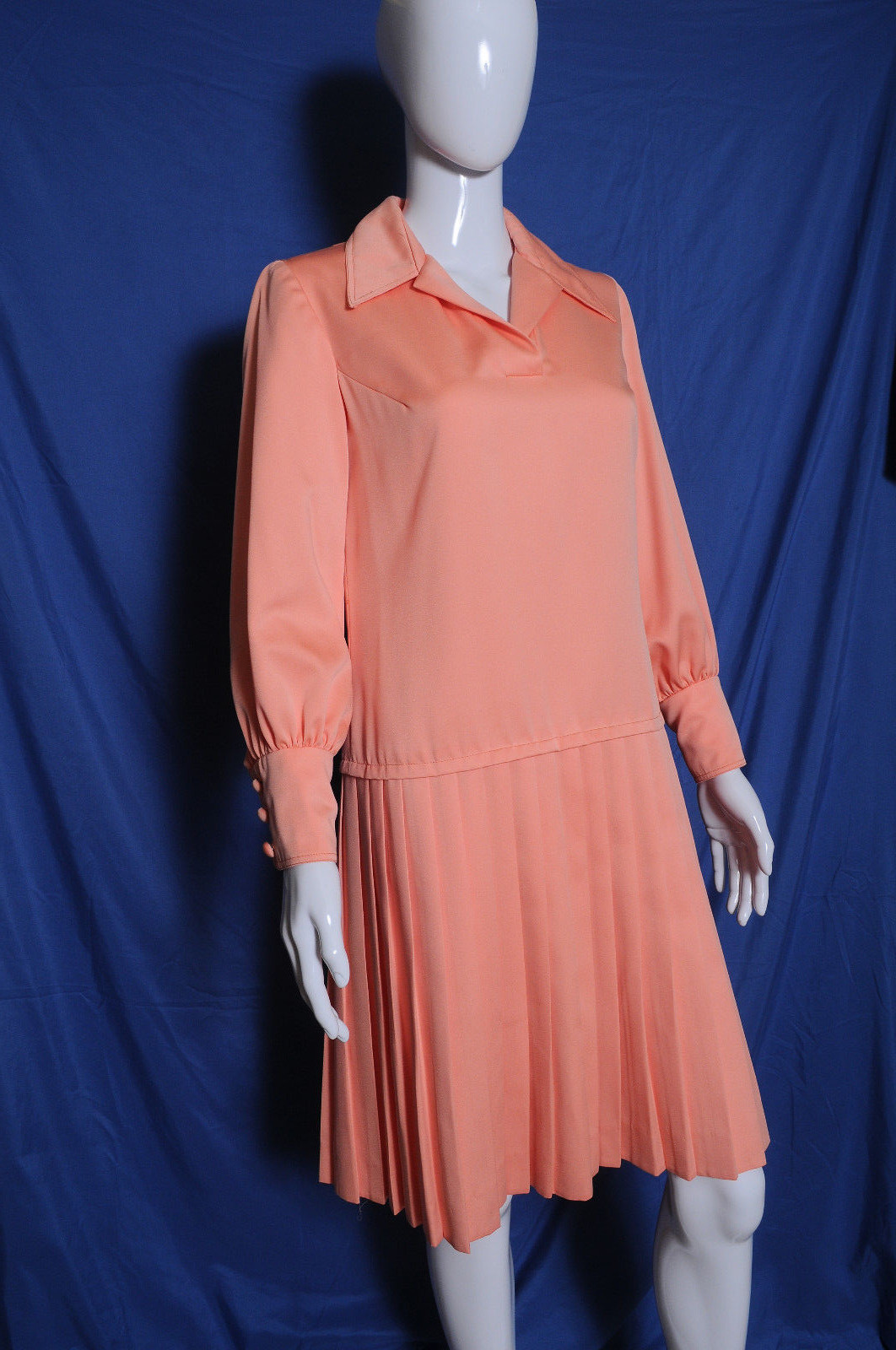 Vintage ’60s Norman Wiatt California Peach drop waist accordian skirt dress L