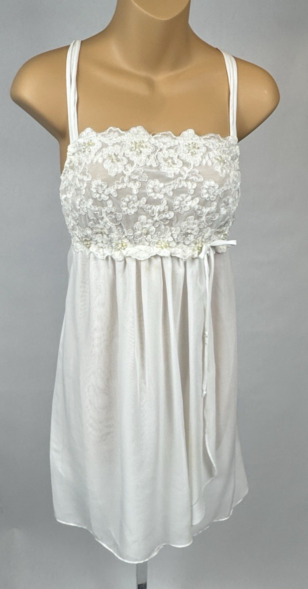 Vintage White Lace Nightgown Small Babydoll Nightie Lace