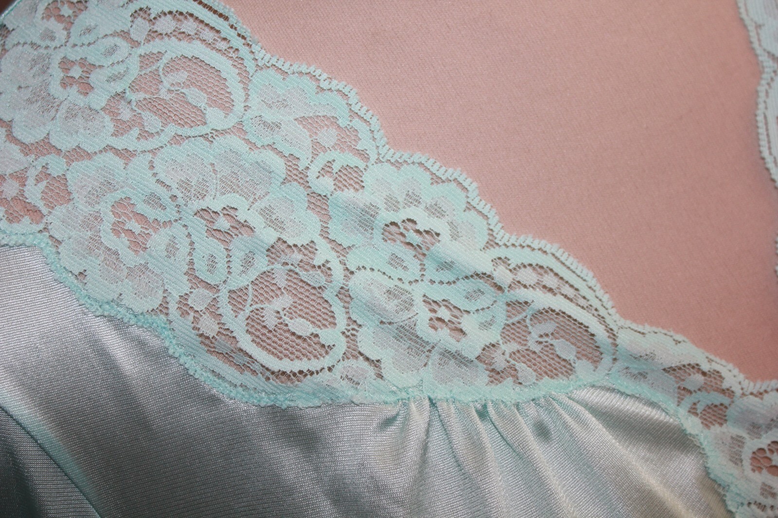 Vanity Fair nightgown house coat blue button lace nylon vintage ladies large