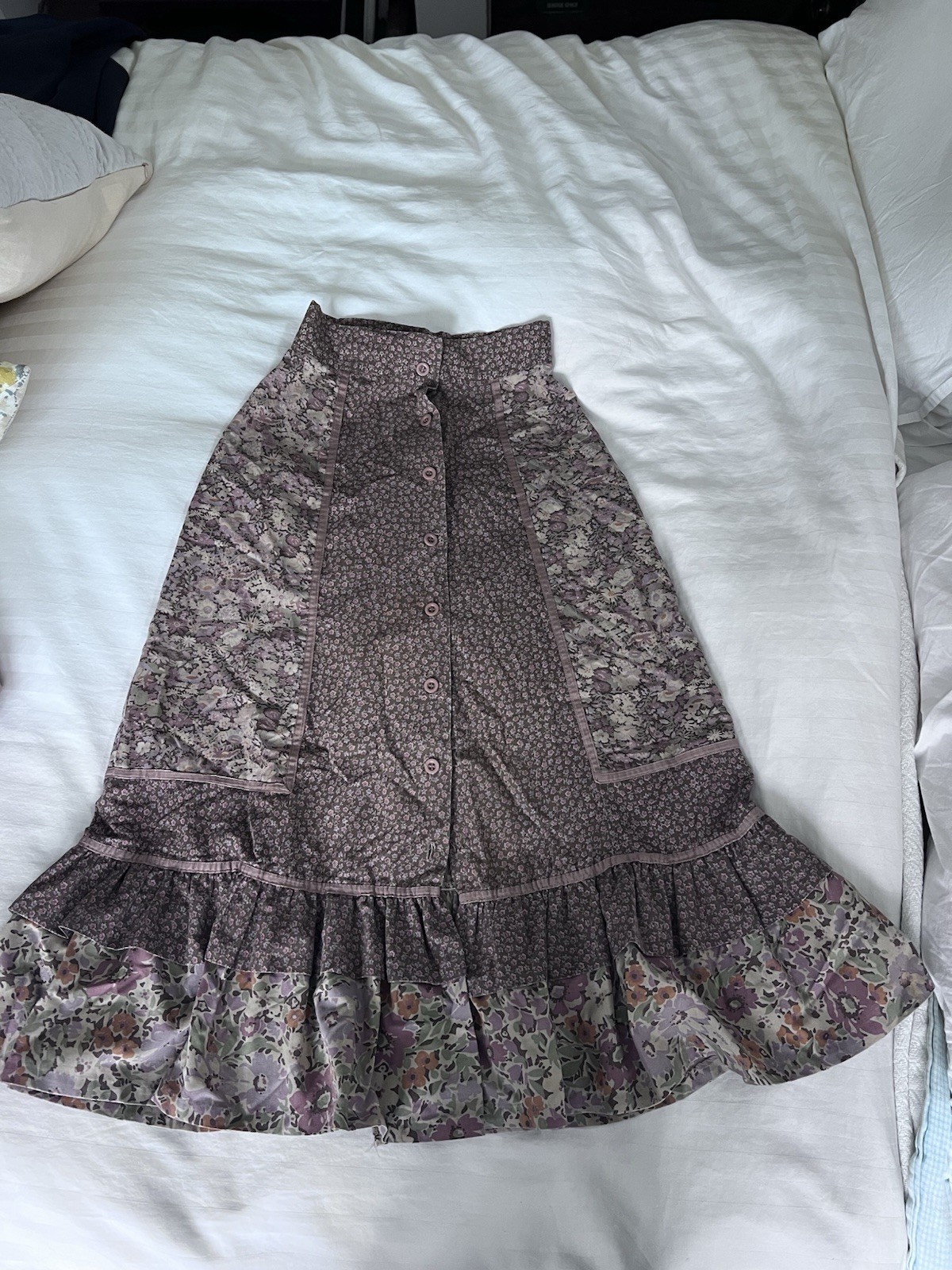 Vintage 70’s Floral Prairie Skirt By Chequers 26” Waist