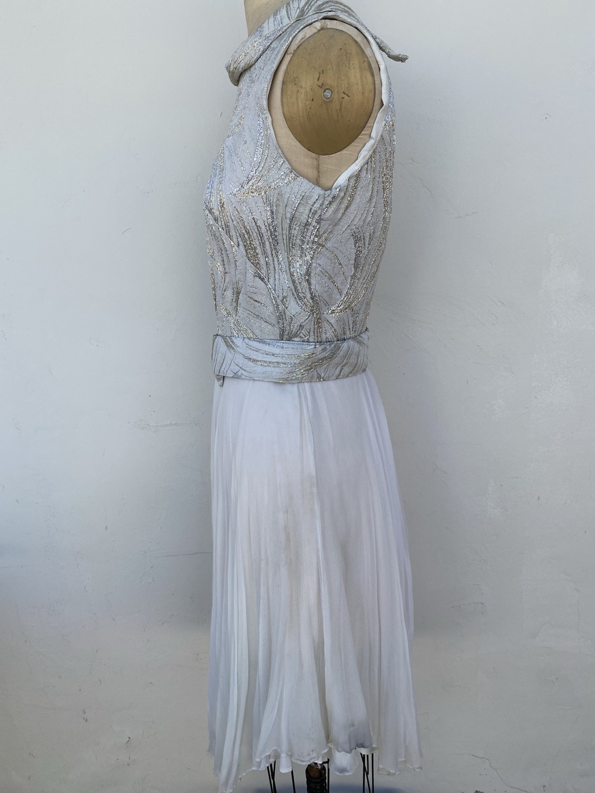 Vintage Elinor Gay Silver Threads with Cream Skirt Cocktail Dress