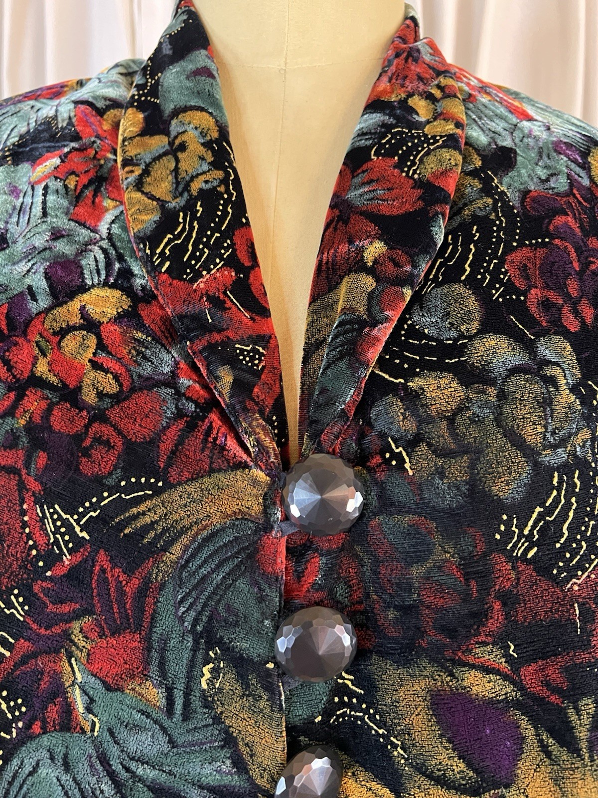 Vintage 80’s AC Sport Women Artsy Bold Velvet Padded Shoulder Swing Coat 16
