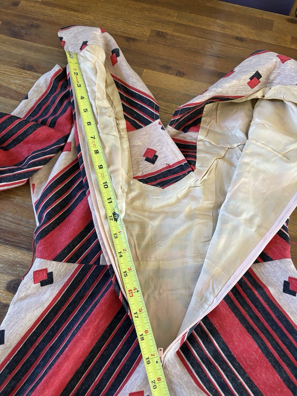 VTG Dress Black, Red, and Brown Geometric Print Knee Length Long Sleeve 60s/70s