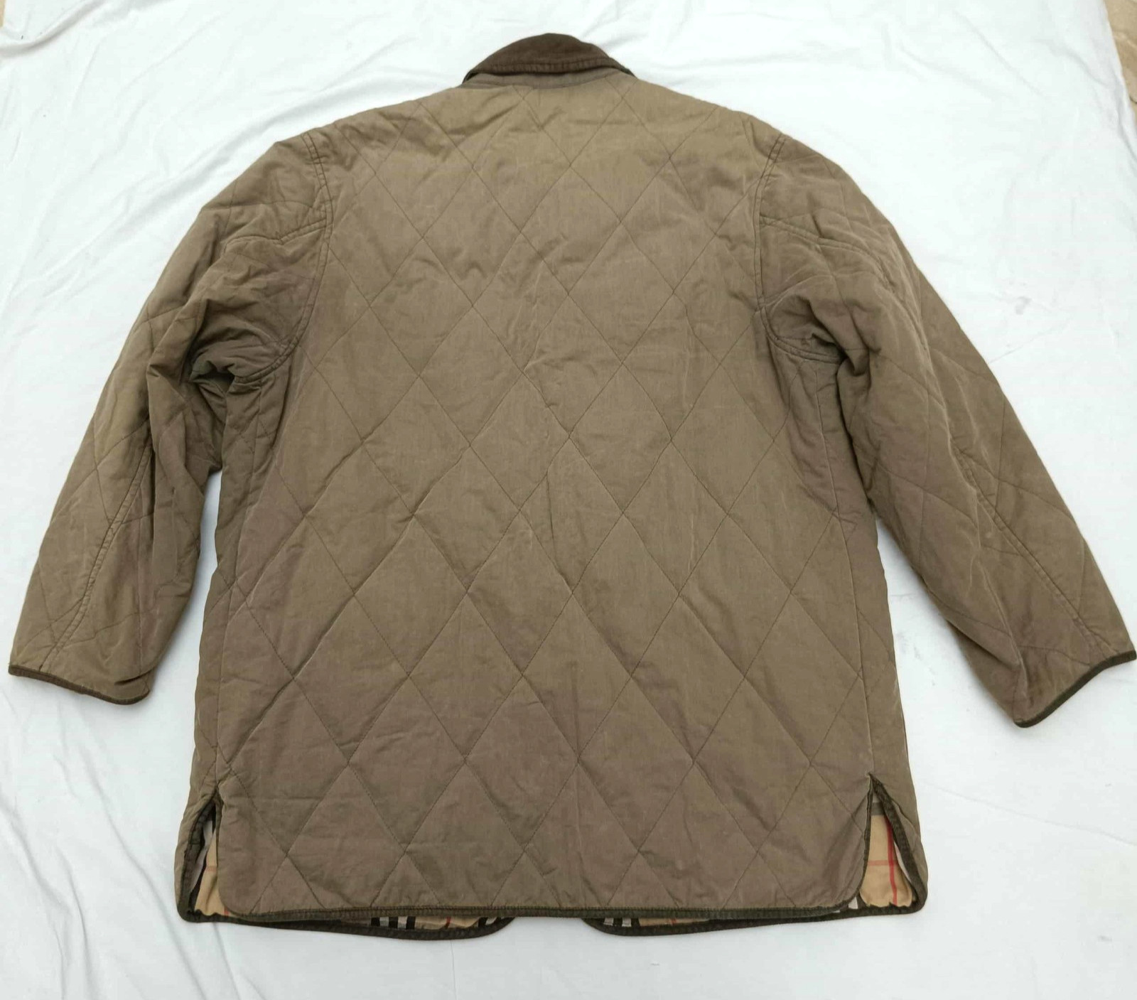 Burberry Vintage Quilted Women Jacket Nova Check Lining Khaki Size 36 US 46 EU