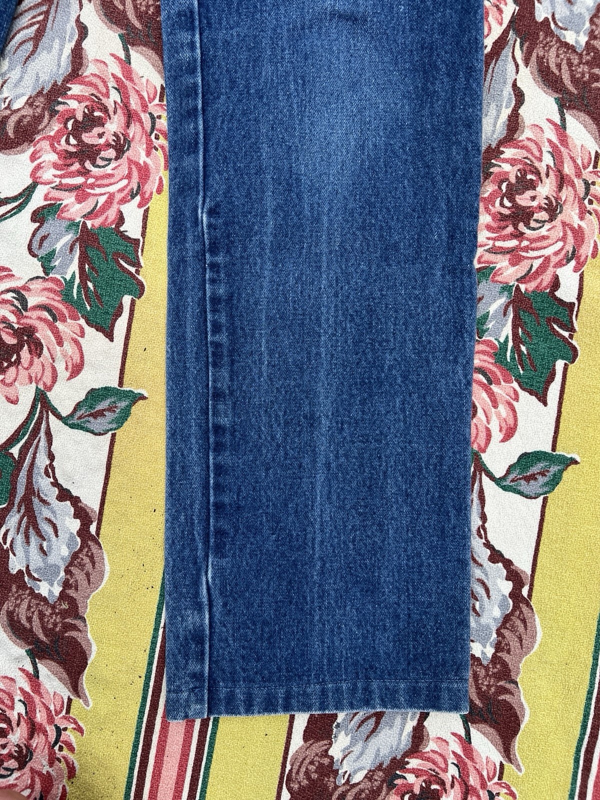 Vintage 80s Sergio Valente Jeans Indigo Dark Wash Straight Leg High Rise Fitted