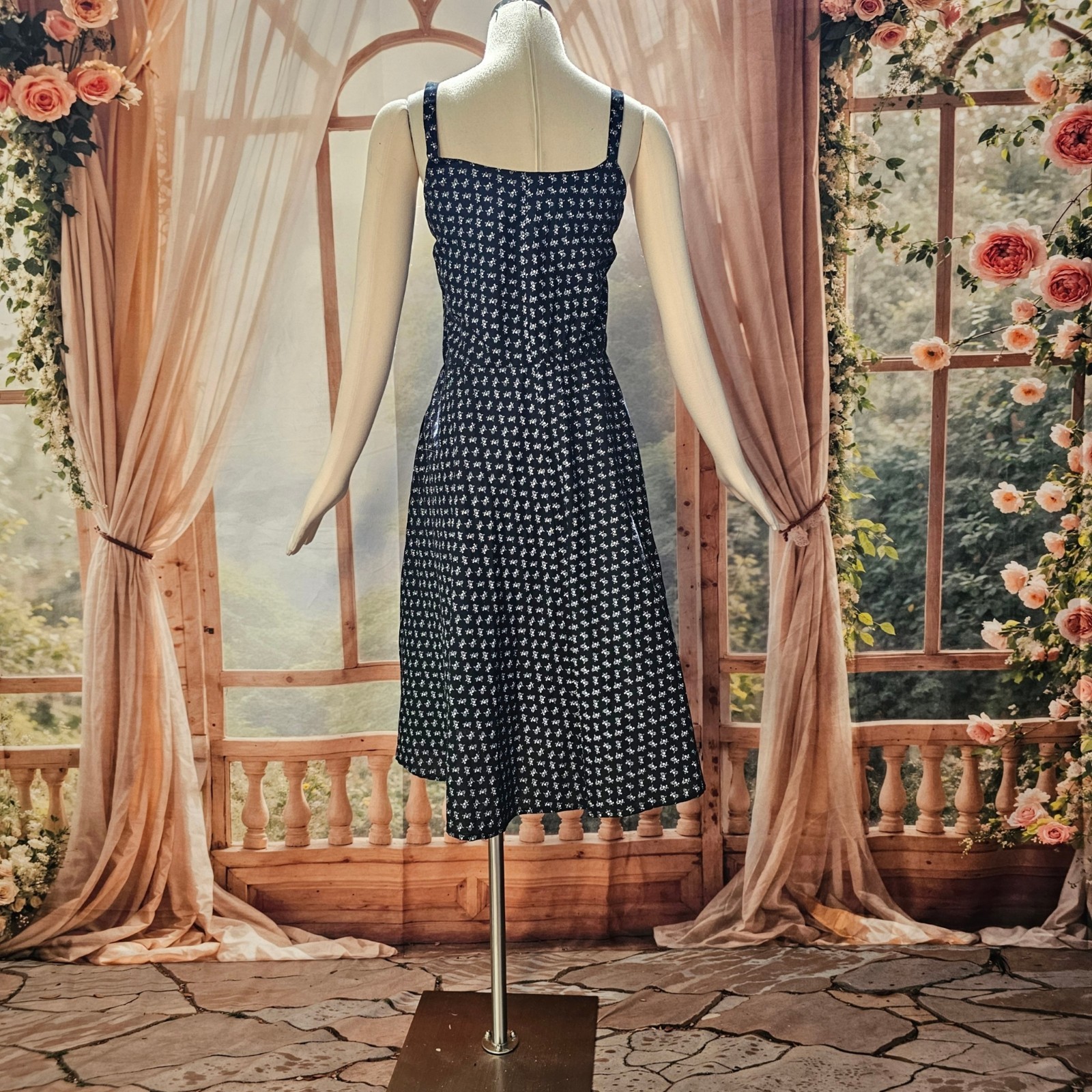 Vintage 1970s Dress Sundress Sleeveless Black White Calico Floral Print Boho