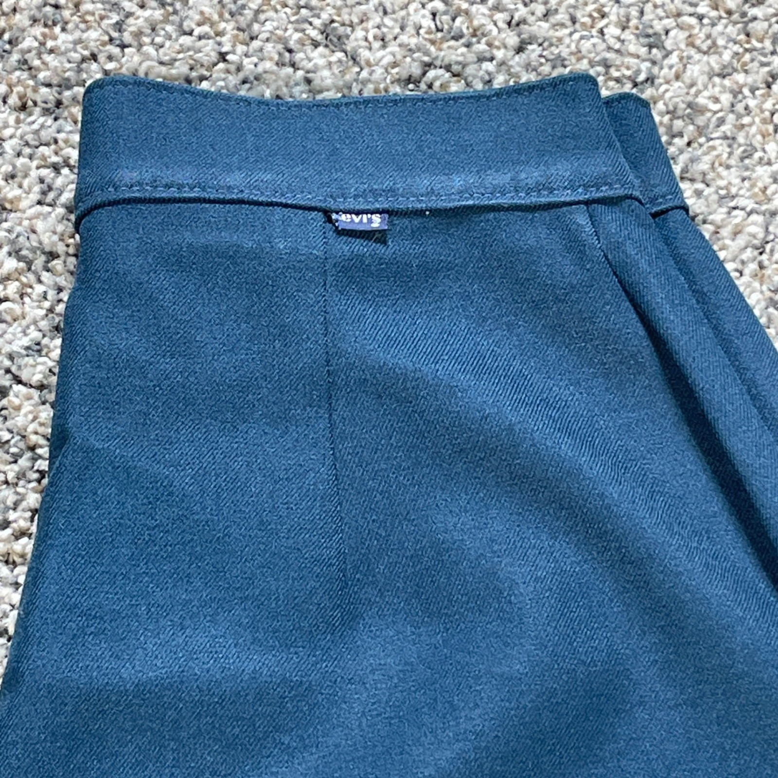 Vintage Levi’s 27×32 High Waisted Trouser Pants Teal Blue Wide Leg Polyester