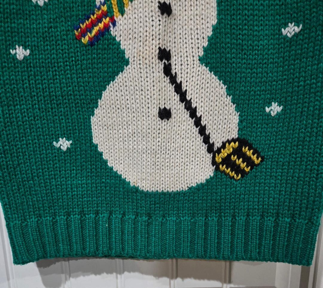 Vintage Messages Snowman Pipe Broom Scarf Winking Knitted Green Vest Size MED