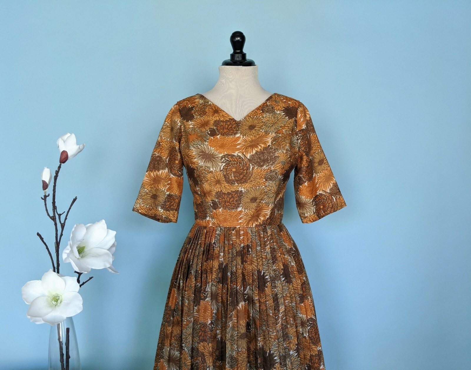 Vintage 50s/Early 60s Floral Print Day Dress 1950s Dress with Full Pleated Skirt
