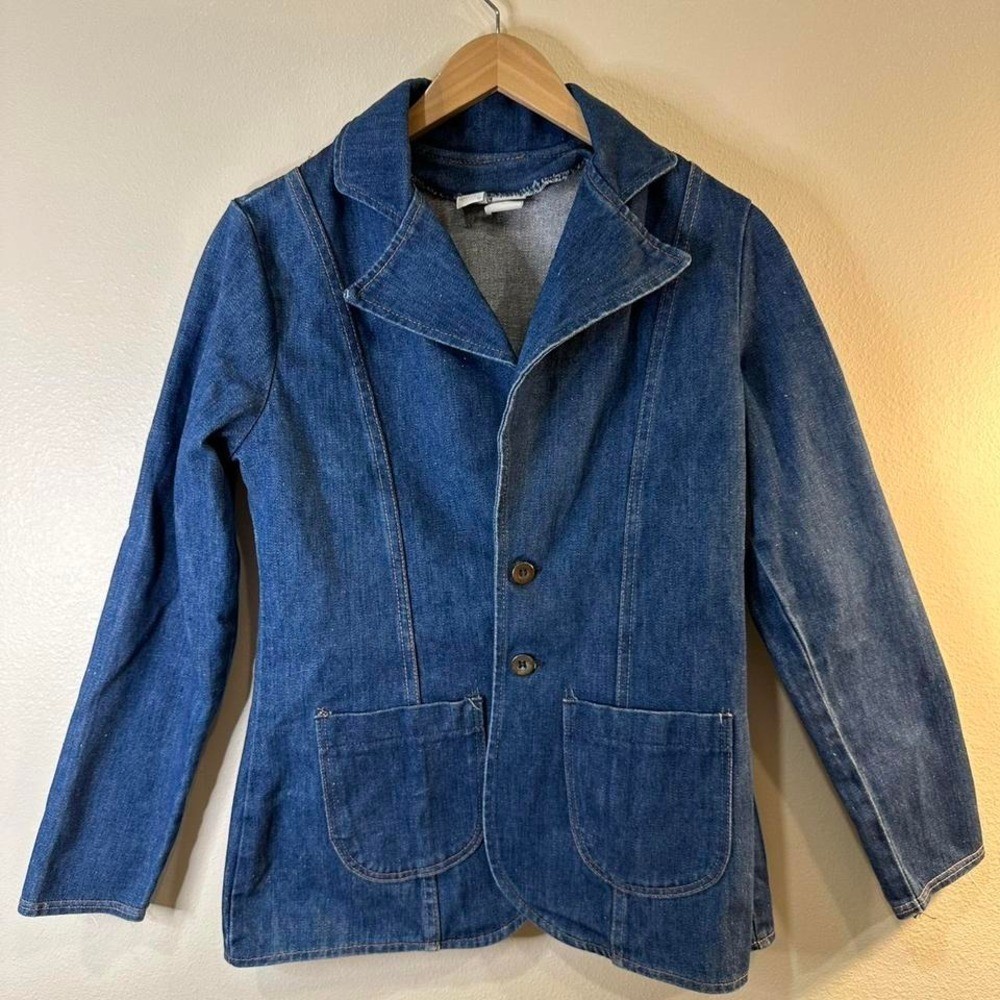 Vintage 1970’s Maverick blue denim jacket with a relaxed fit Size medium