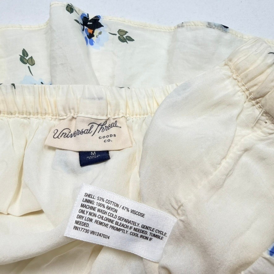 Universal Thread Floral Ruffle Mini Skirt Medium Cream Cottagecore Boho NWT