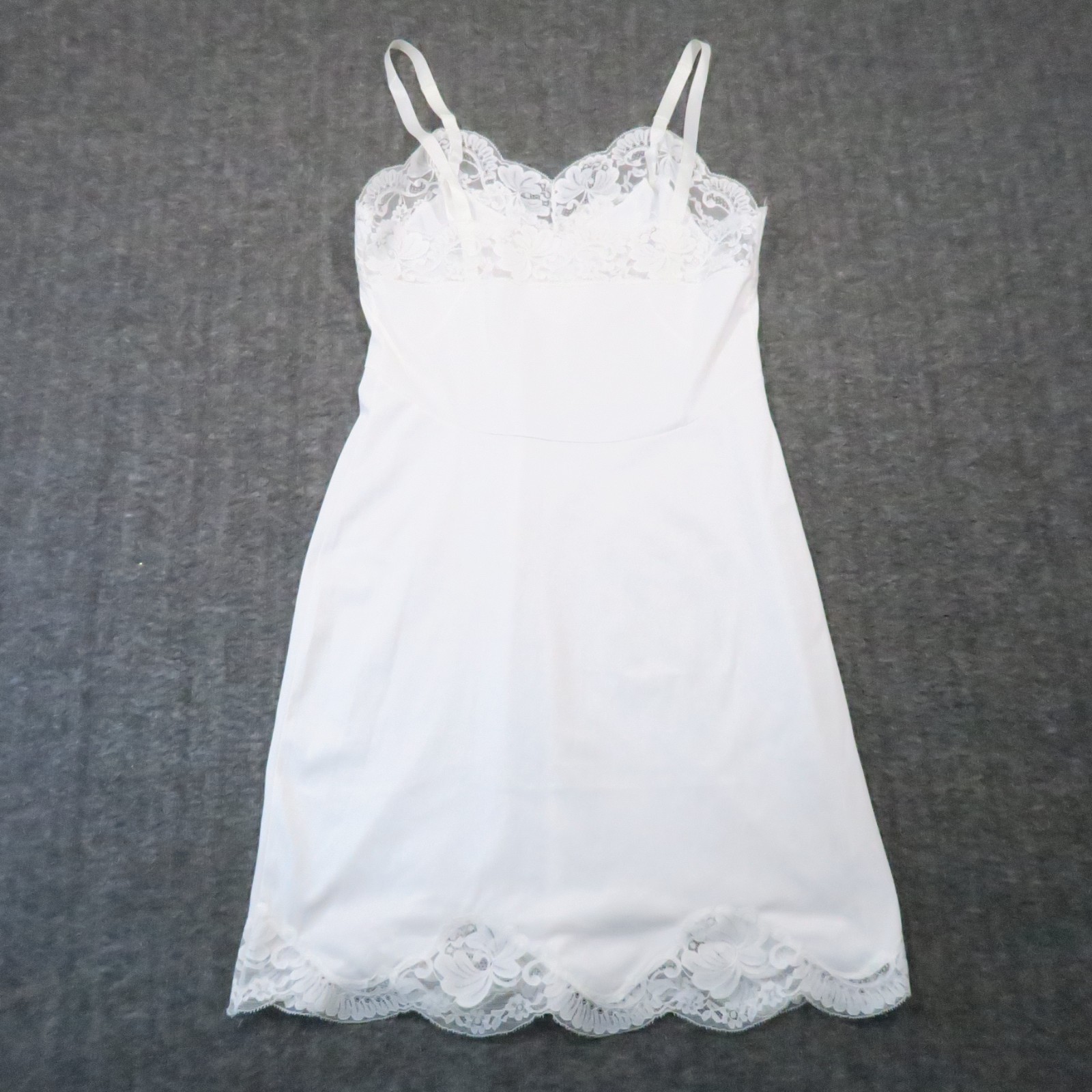 Sears The Doesn’t Slip Full 34 Small White Lace Vintage Lingerie Romantic Sexy