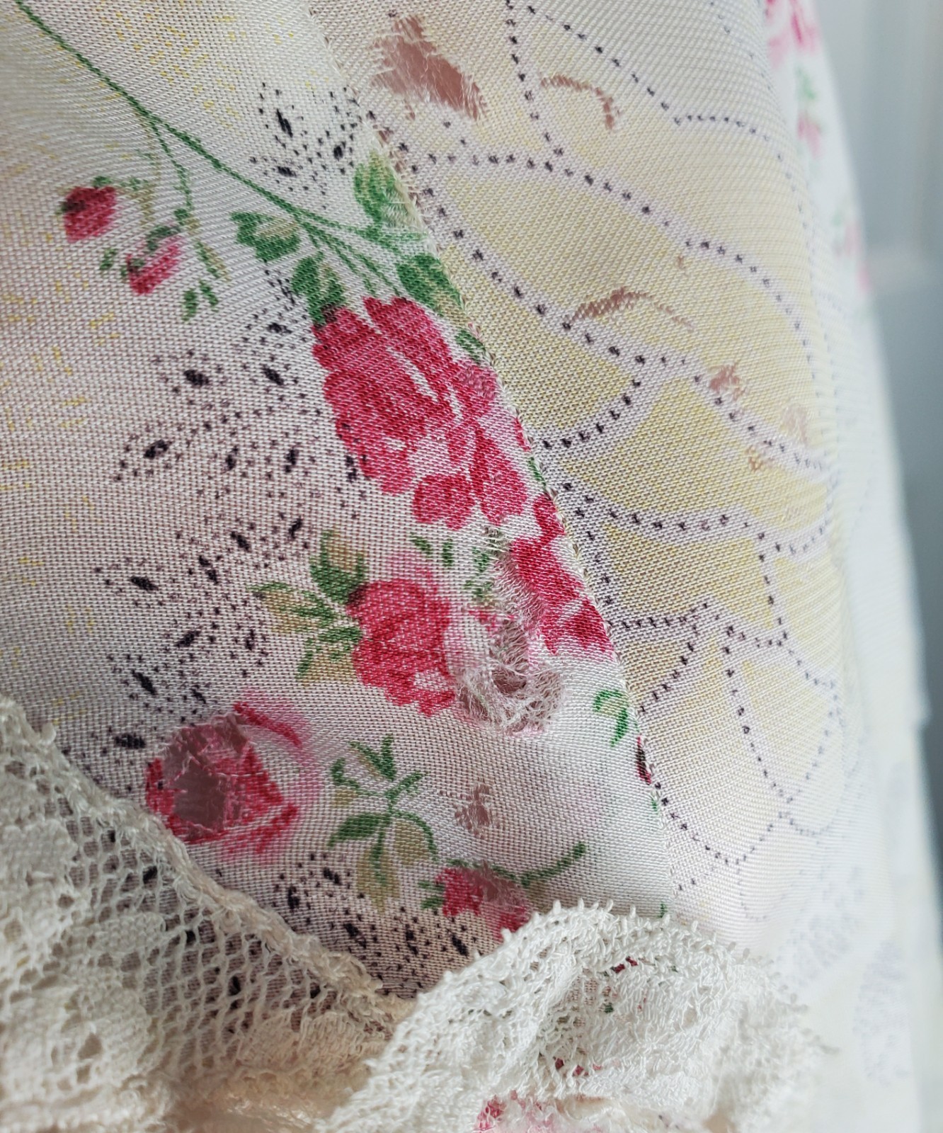 Vintage Trousseaux by Terris Floral Chiffon Gown & Robe Set Lace Empire Waist