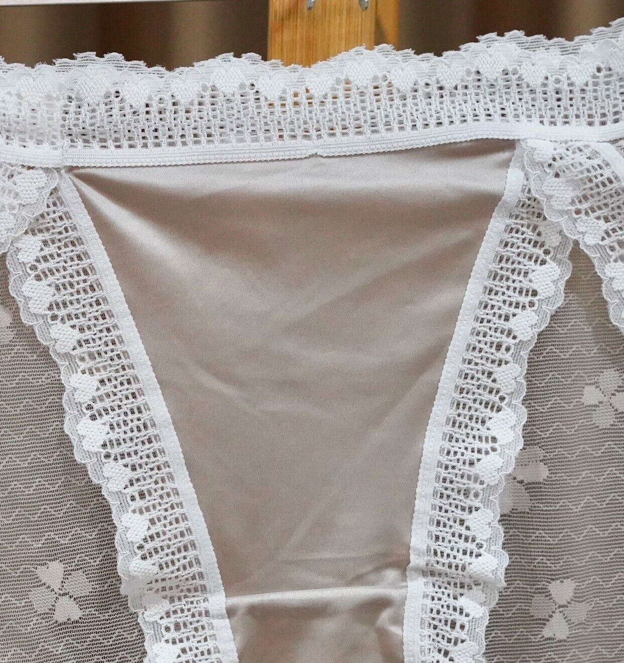 Lot of 3 Sissy Nylon Spandex Panties Sheer Smooth Lace Bikini Hips 32-38″