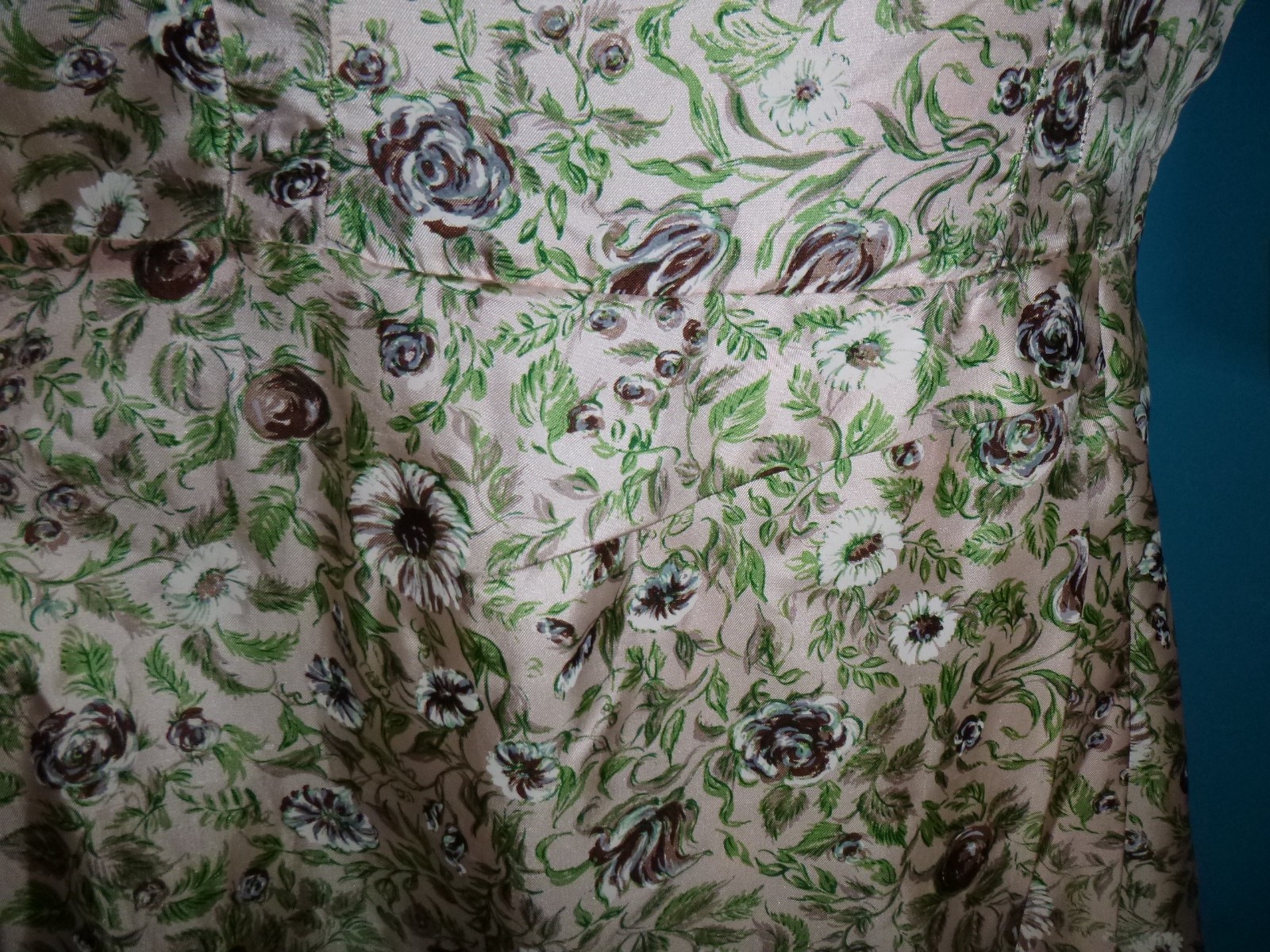 Vtg 1940s Pinkish Tan Silky Floral Dress Sequin Embellishment VOLUP Sz L/XL