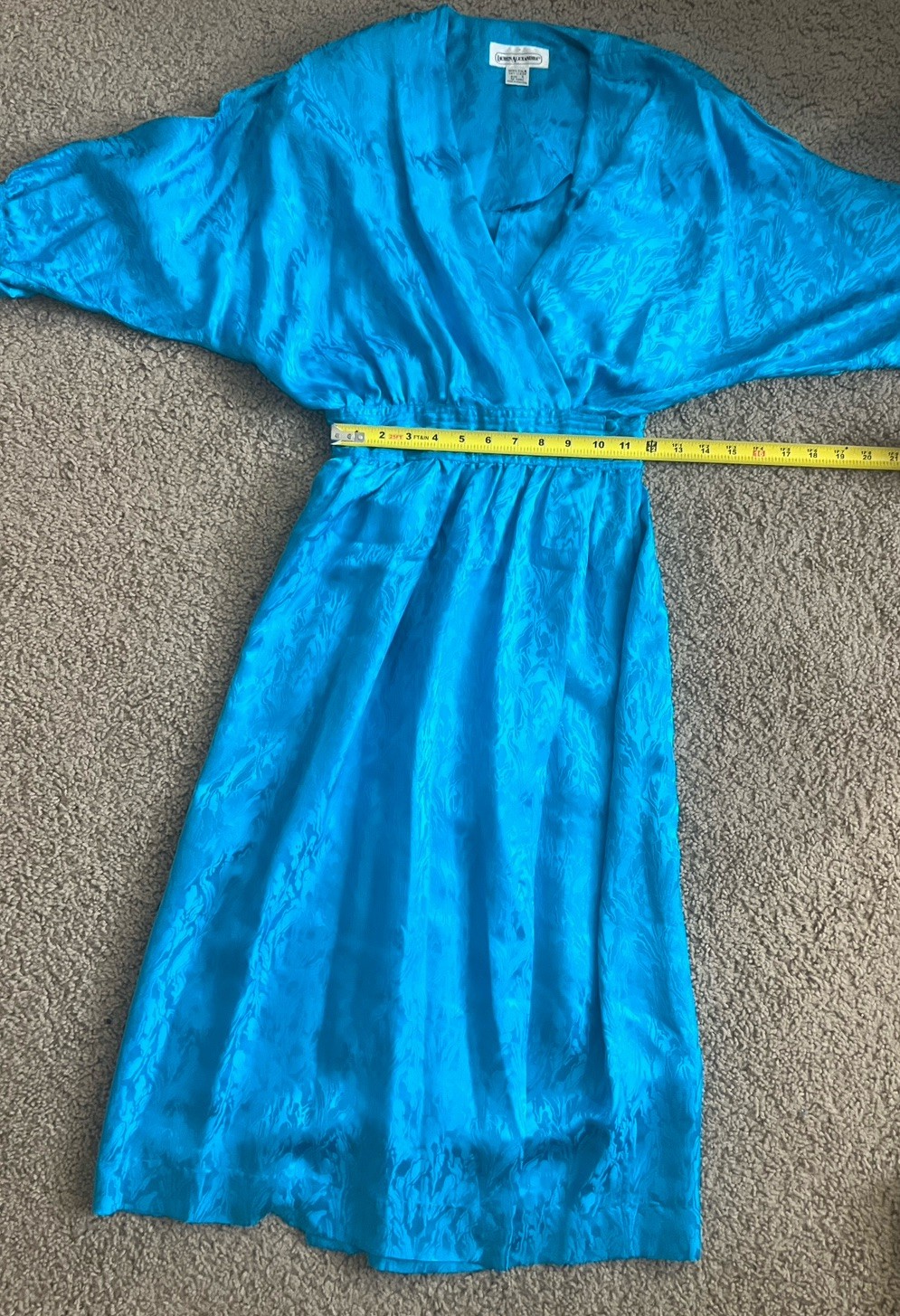 1980s Teal 100% Silk Wrap Midi Dress by Lauren Alexandra Vintage 4 approx XXS 00