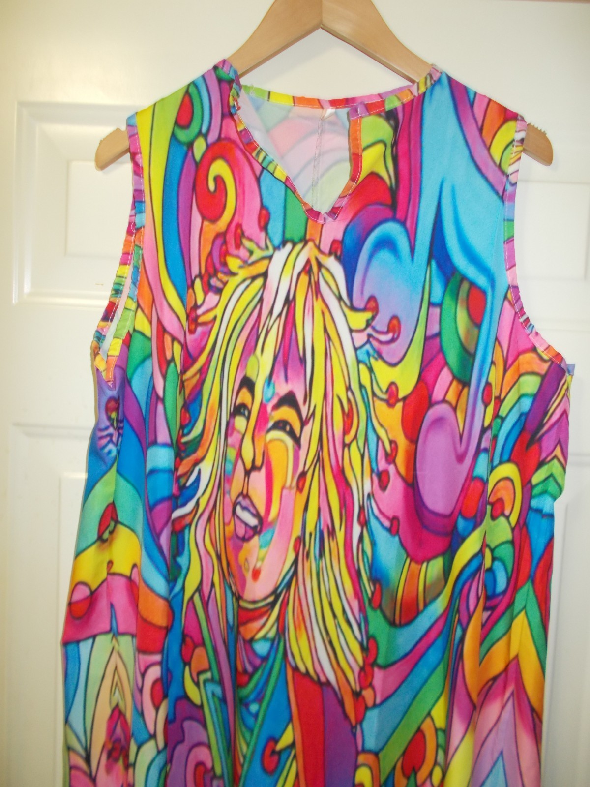 Vintage 1970’s Psychedelic Guitar Player Kaftan Dress Size L