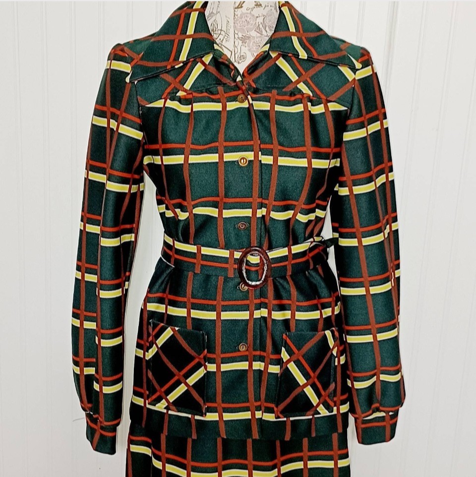 True Vintage Plaid Skirt Suit Belted Jecket, Pointy Collar, Polyester Knit