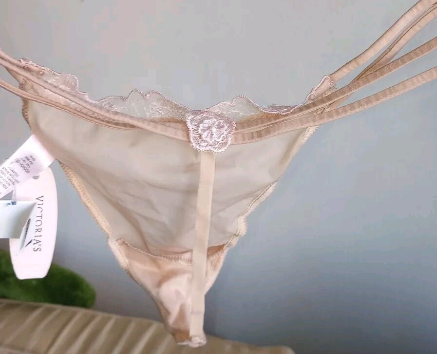 Victoria’s Secret Angels Rare Bow Embroidery Mesh V-String Panty Sheer Nude 2006