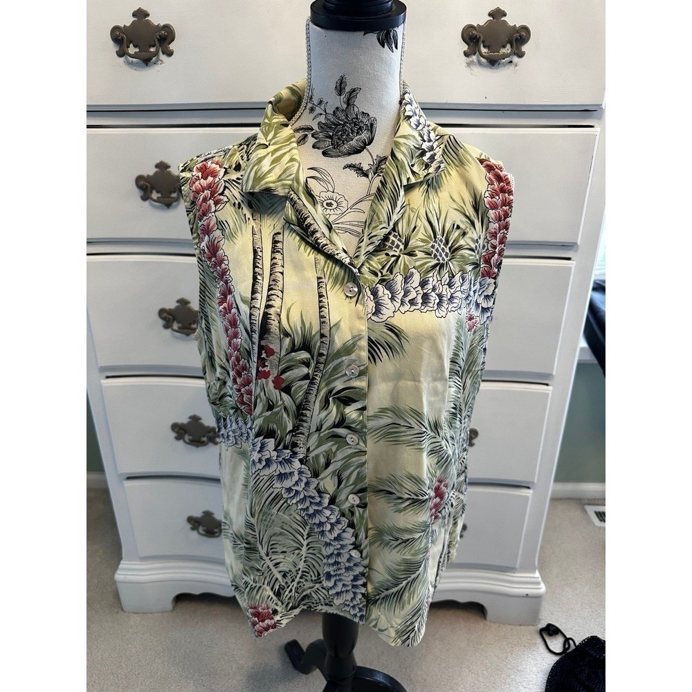 Tommy Bahamas Hawaiian button sleeveless shirt Vintage size L 100% washable Silk
