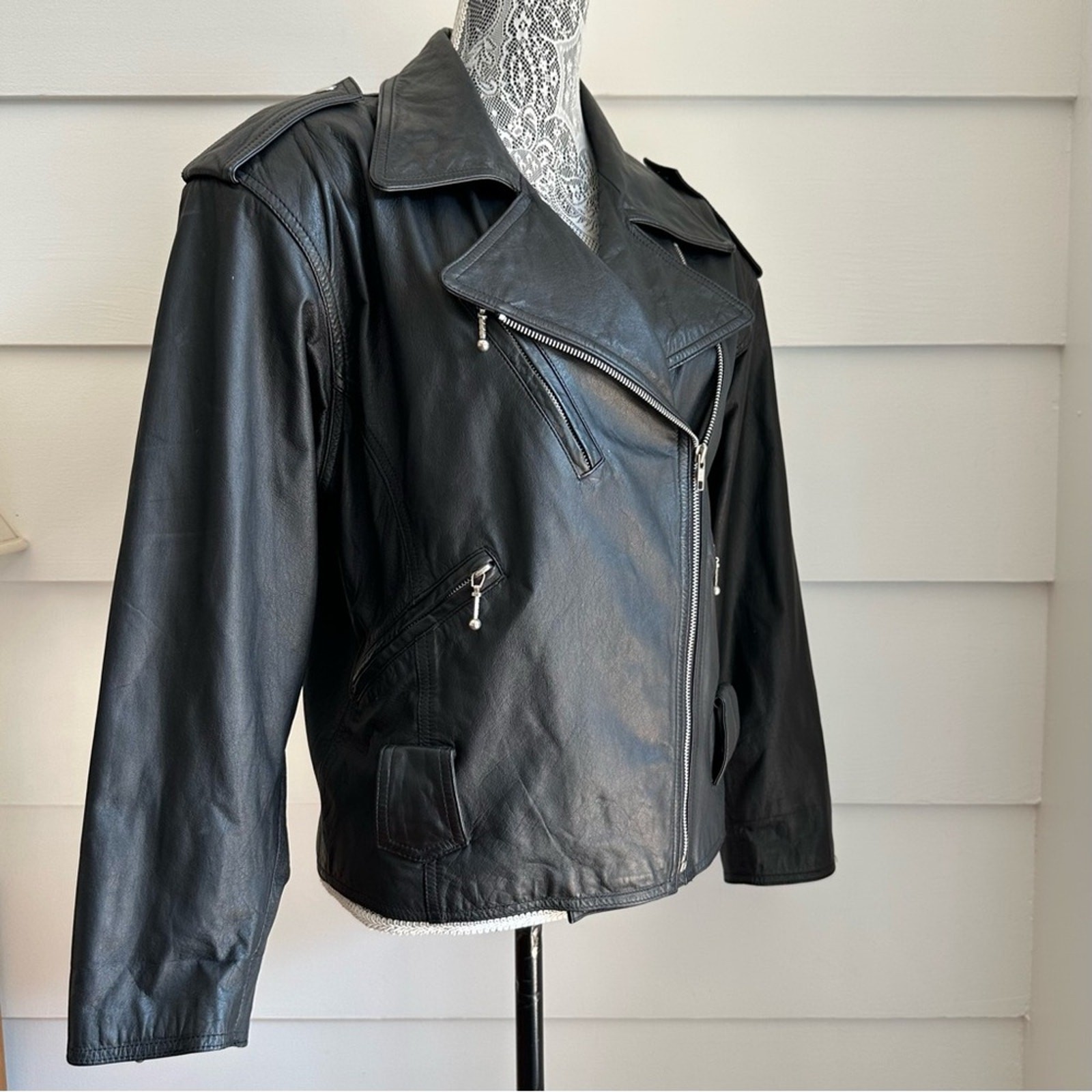 Vintage Black Leather Moto Biker Jacket Winlit size M