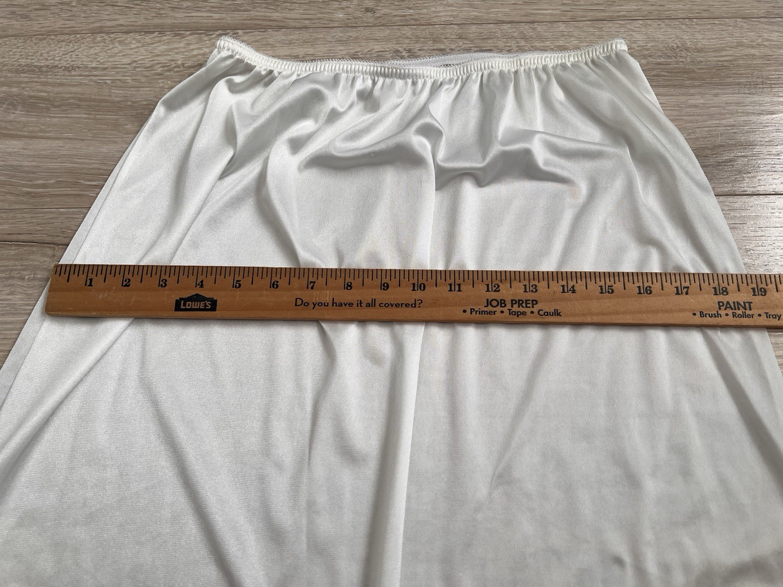 VTG Velrose Half Slip Women’s 1X 35” Long White Nylon Slit Lace Trim Made in USA