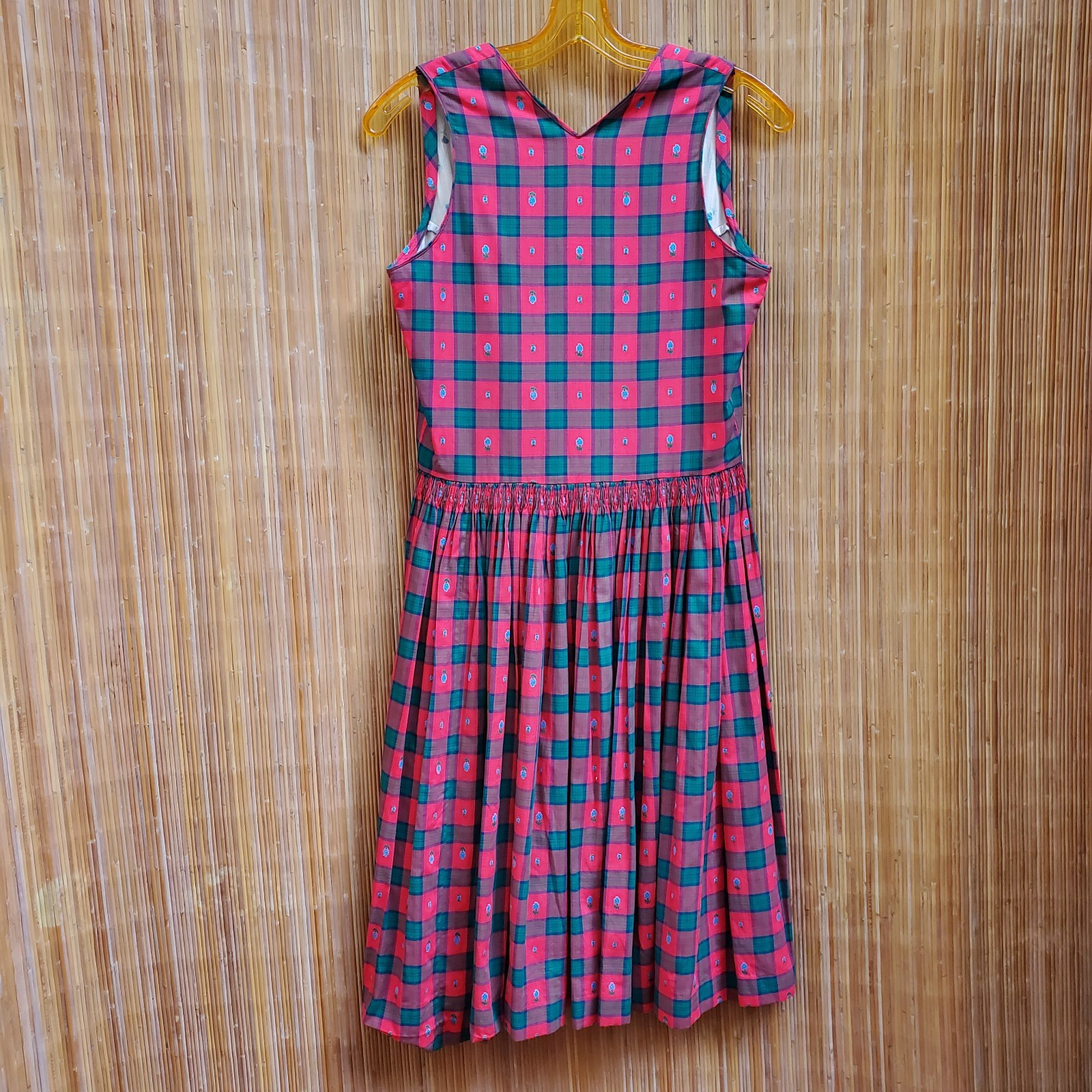 Vintage Salzburger Trachten Traditional dirndl dress red cotton floral