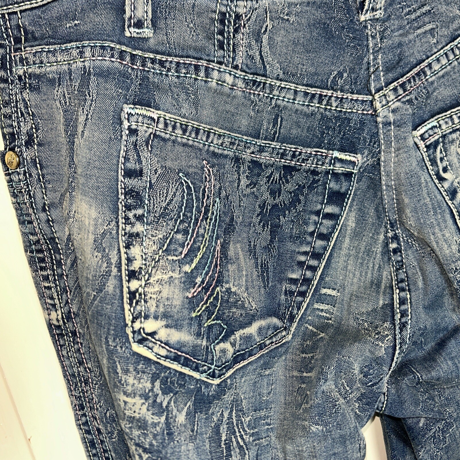 RARE VTG Cappopera Jeans Couture, Italian, Y2K/ 90’s, Brocade Design, 30” x 31”