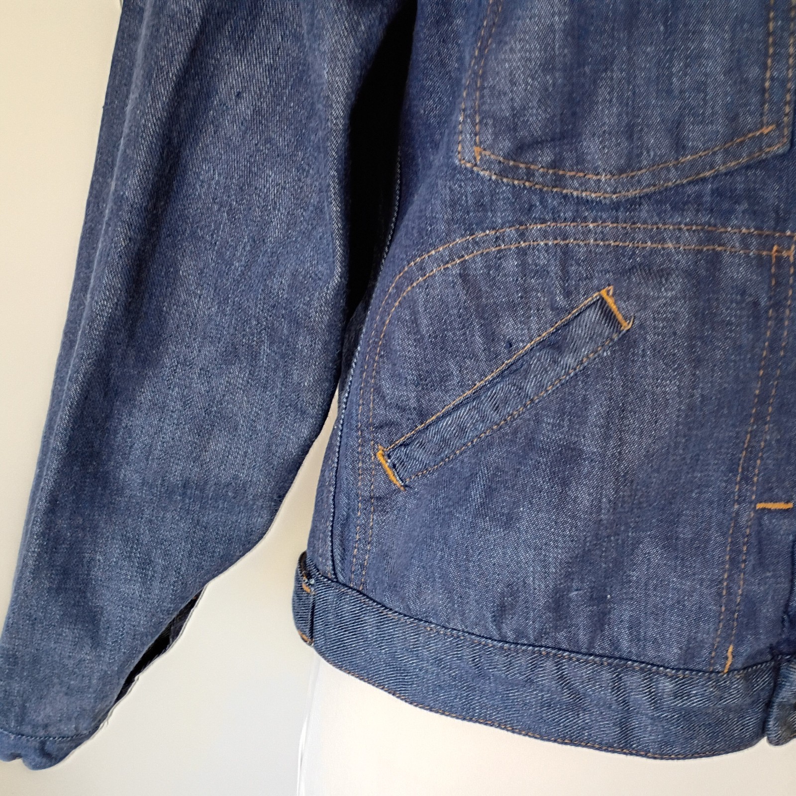 Vtg 70s Denim Jeans Jacket S/M Boho Embroidered Hippie USA Screen Door Threads