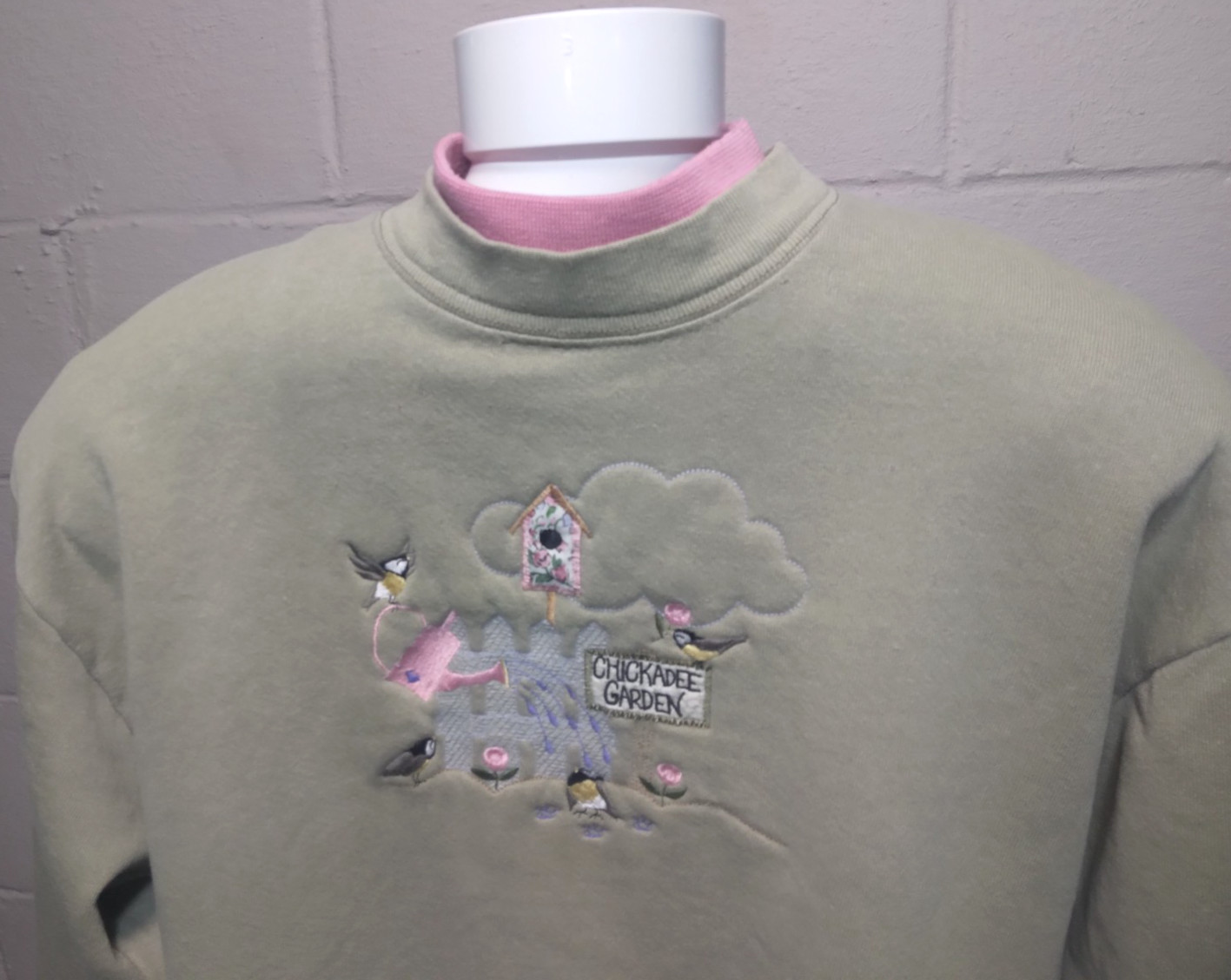 Vintage Top Stitch by Morning Sun Chickadee Garden Sweater Medium USA Birds