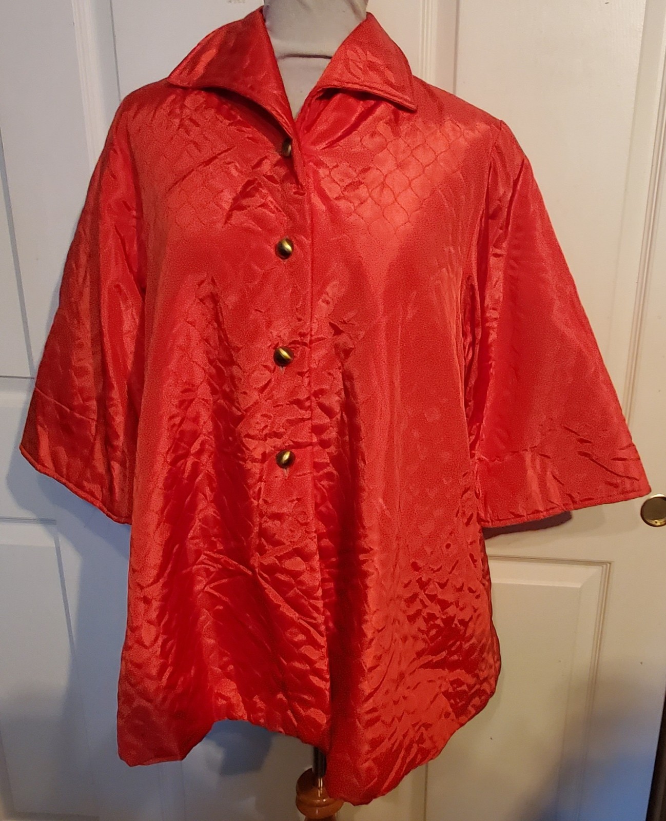 Vintage 50s 60s Lipstick Red Quilted Hostess Short Robe B44 Styled by Loungees