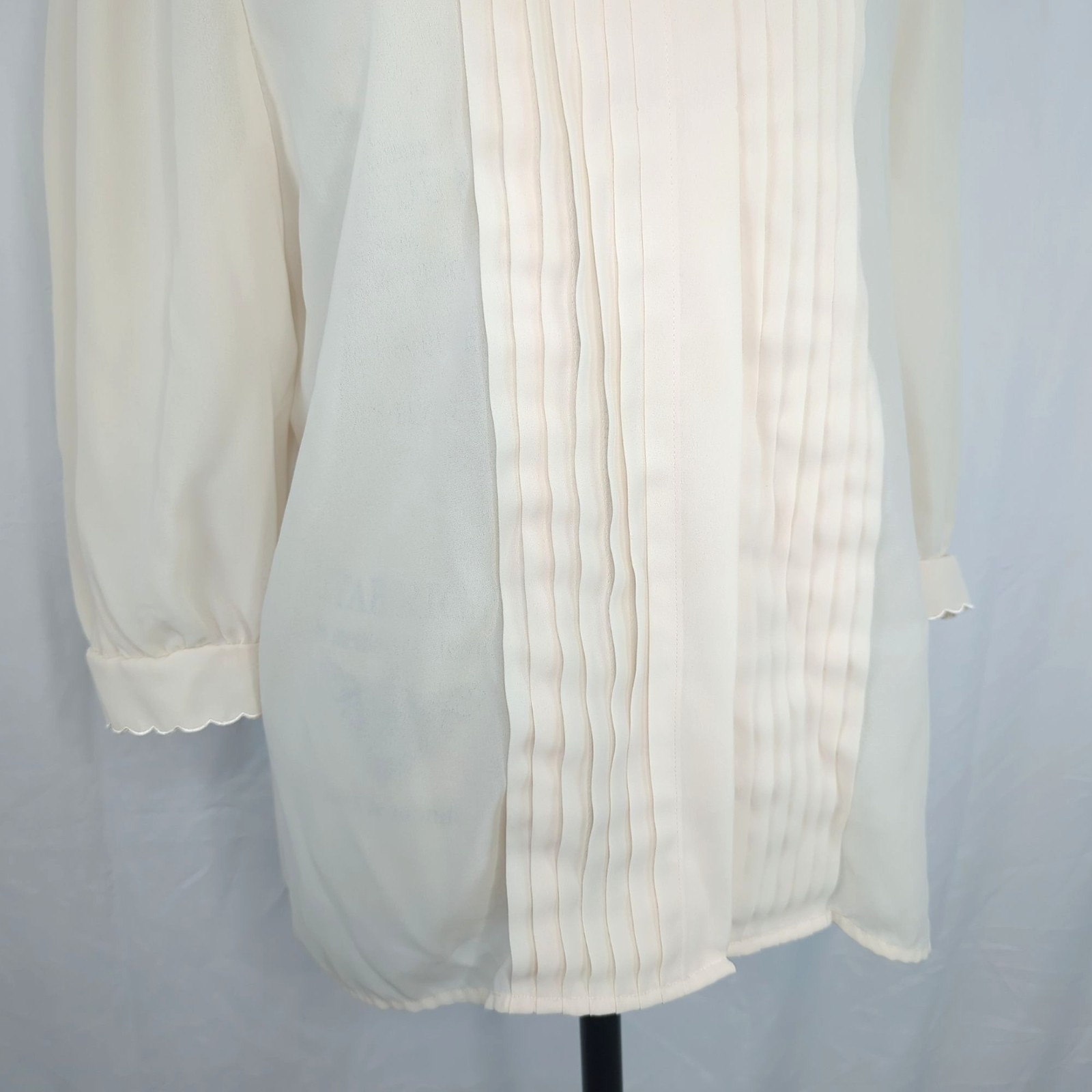 Vintage 80s Josephine Top Large Cream Pin Tuck Blouse