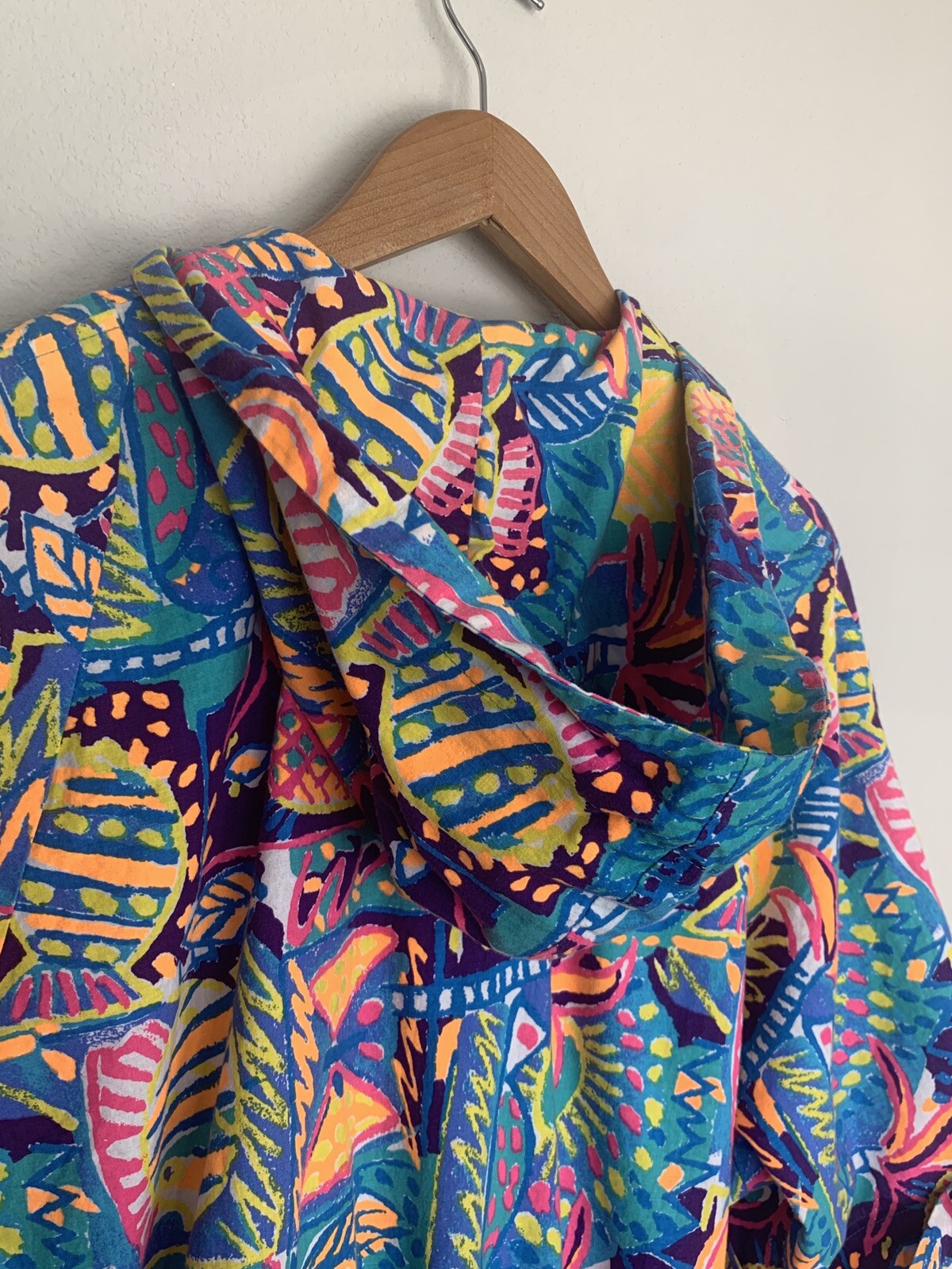 Vintage 80’s Bendigo Colorful Vibrant Funky Hooded Belted Peplum Top Medium