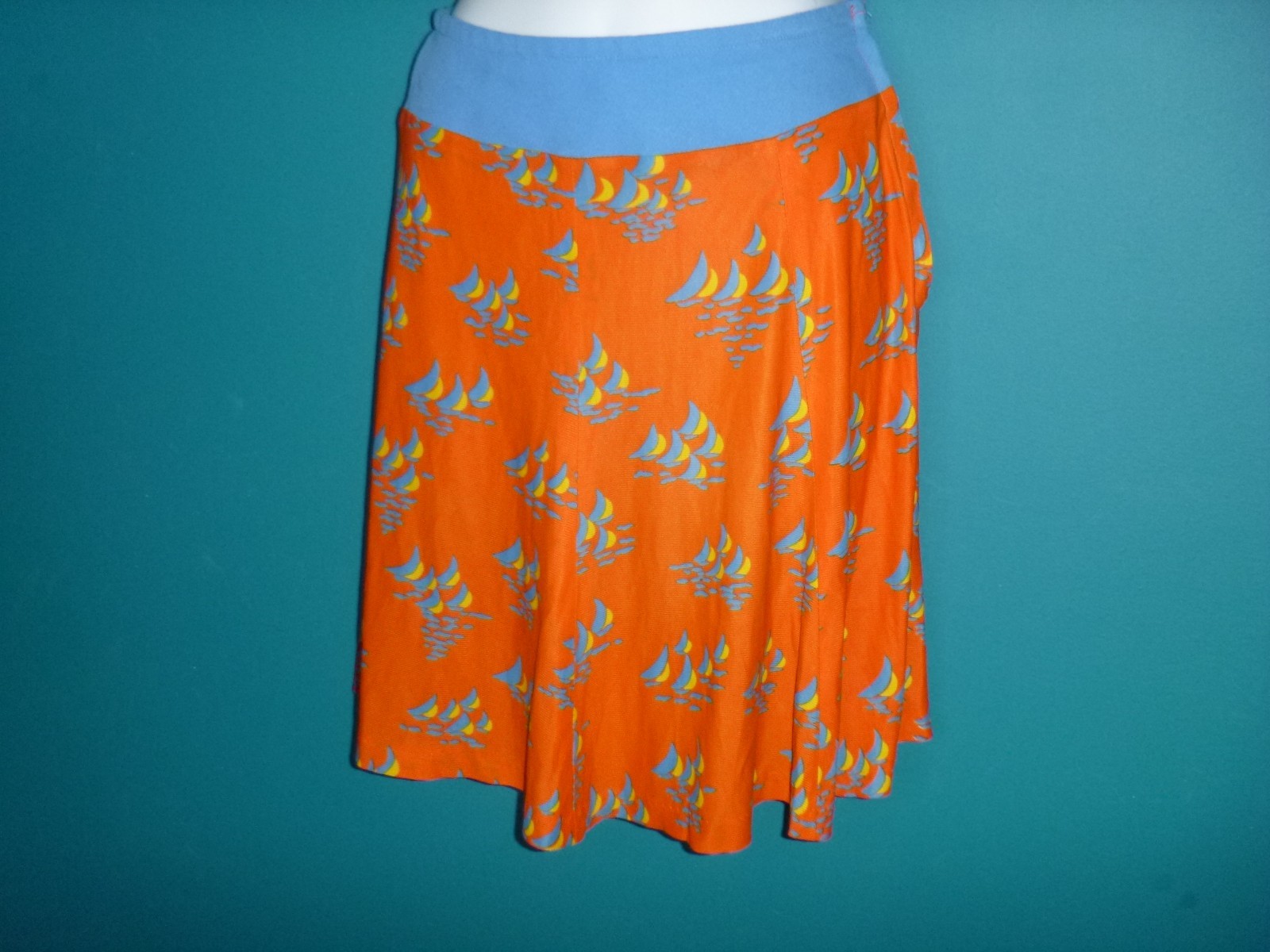 Vtg 60s MOD Knit Mini Skirt Red W/ Blue & Yellow Sailboats Sz XS/S