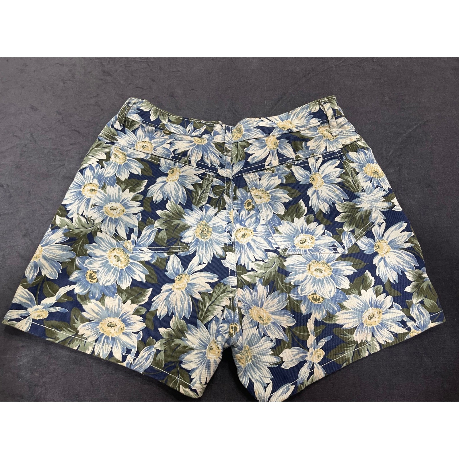 Vintage Niki-Lee California Denim Floral Daisy High Waisted Shorts Size 11