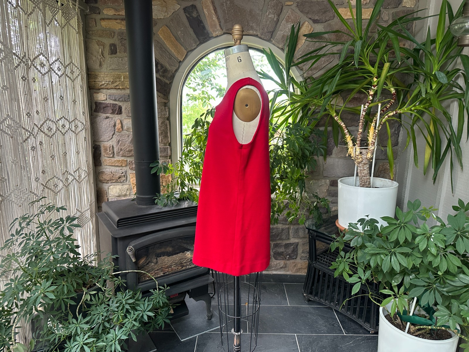 Vintage 1970s Red Heavy Knit Tank Top Queen Casuals