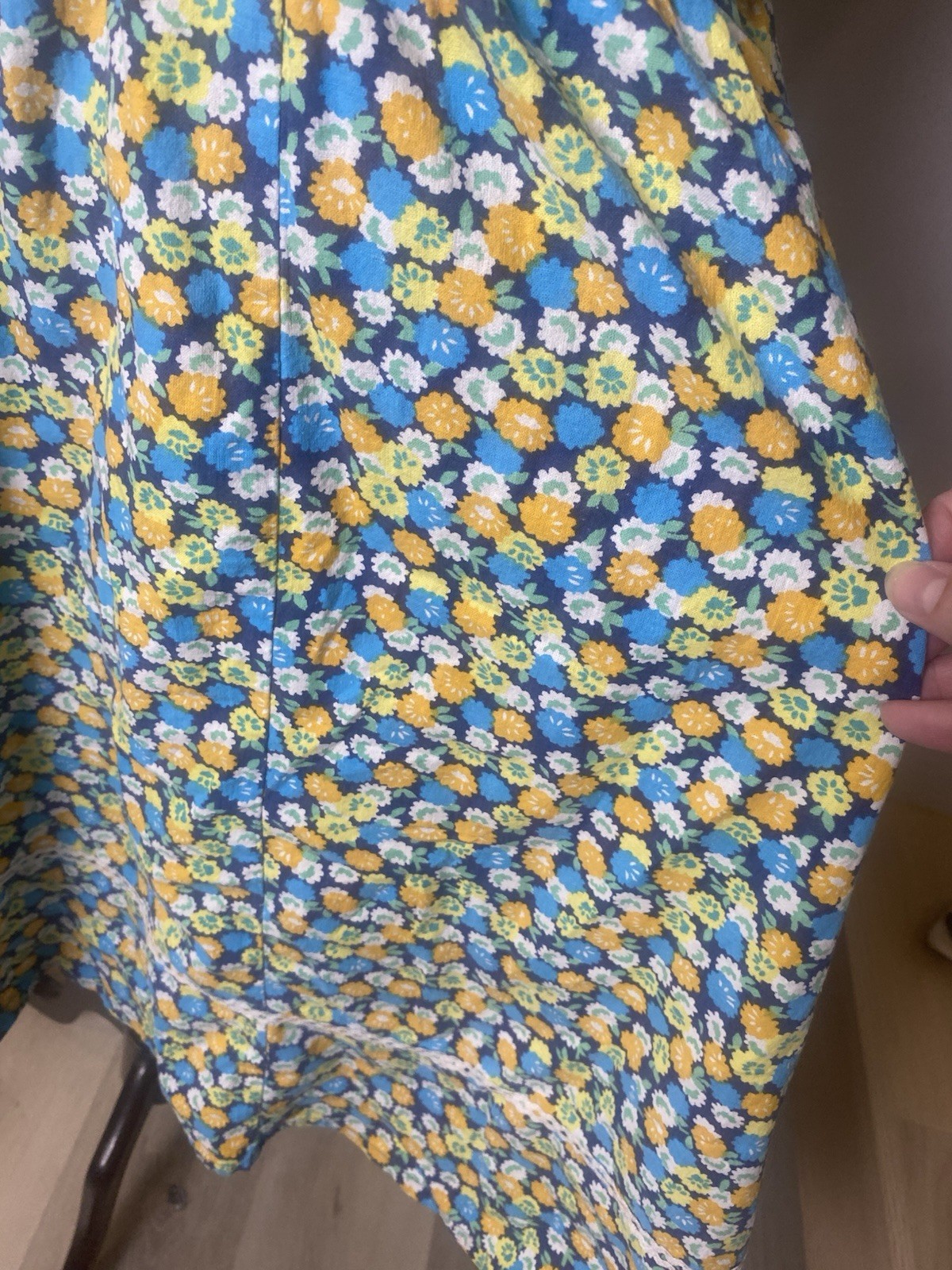 VTG 60’s Adorable Handmade Floral Dress Ric Rac Trim Soft Cotton Waist-34