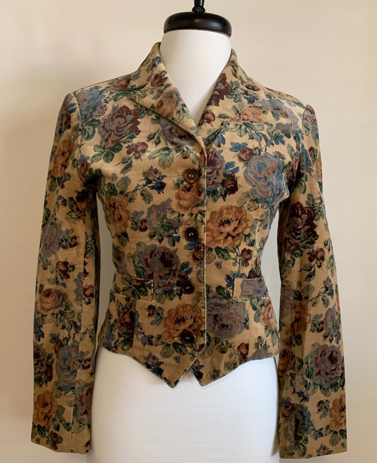 Vintage 1970s „Intuitions By Maurice Antaya” flower print Velour Blazer / Jacket