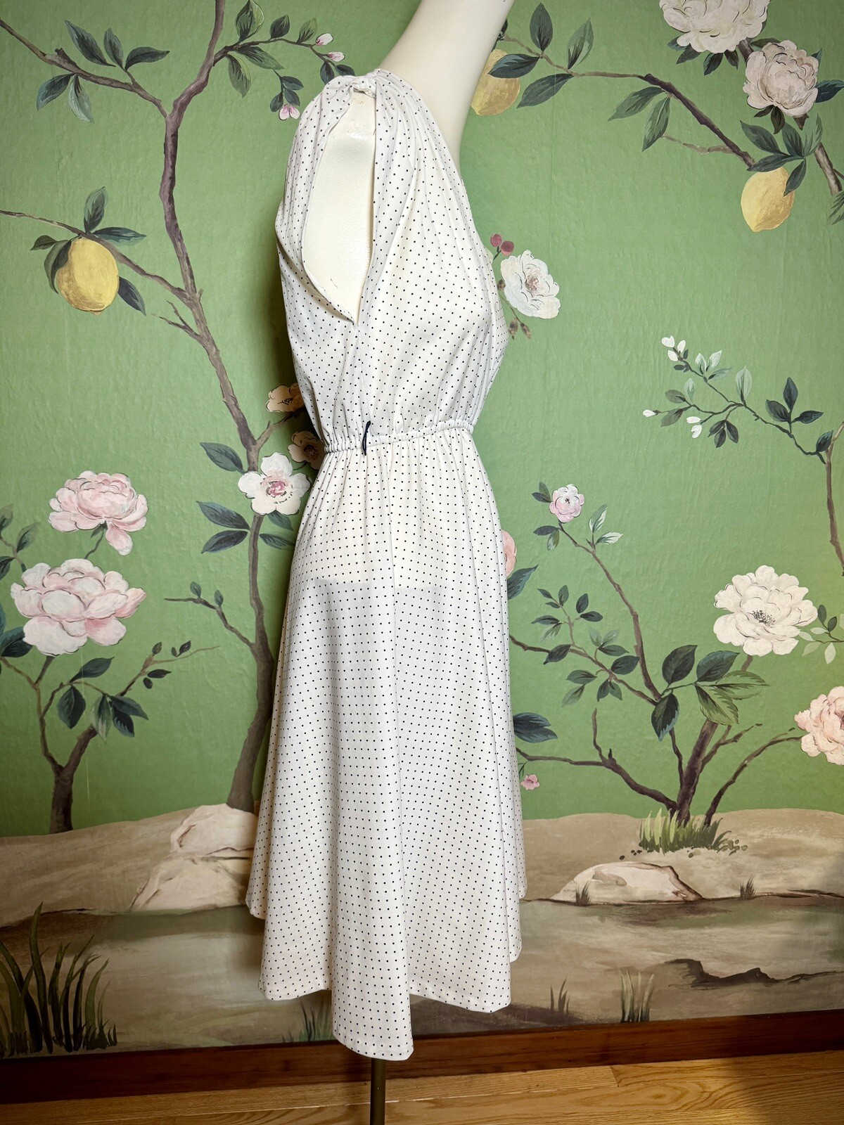 Vintage 1970’s Does 1950’s White Polka Dot Marilyn Monroe Wrap Dress Cap Sleeves