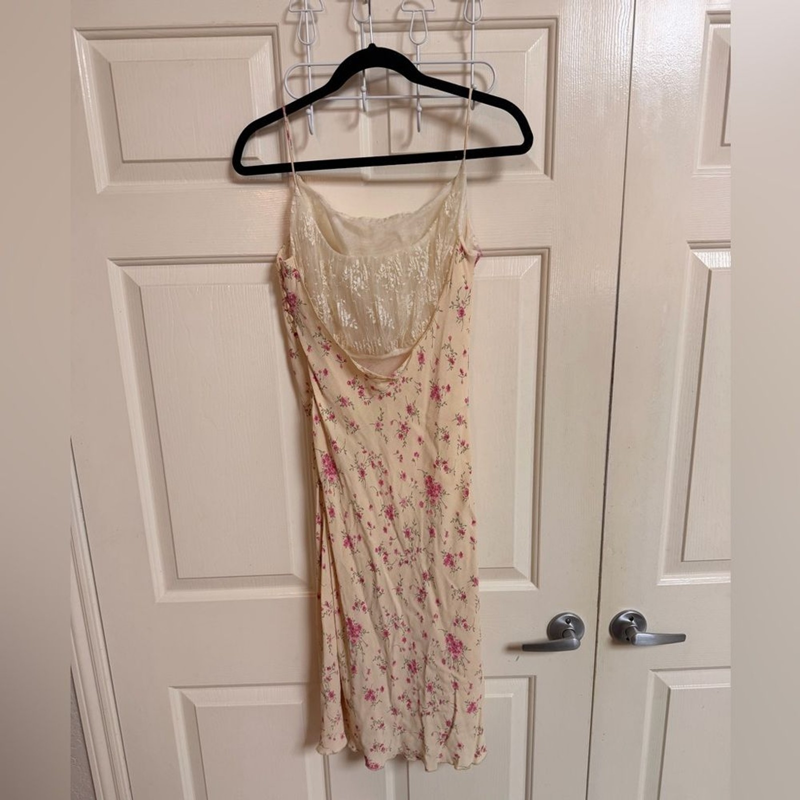 VTG RARE 1990 Hugo Busacti Victoria Secret Collection Cream & Floral Lace Dress