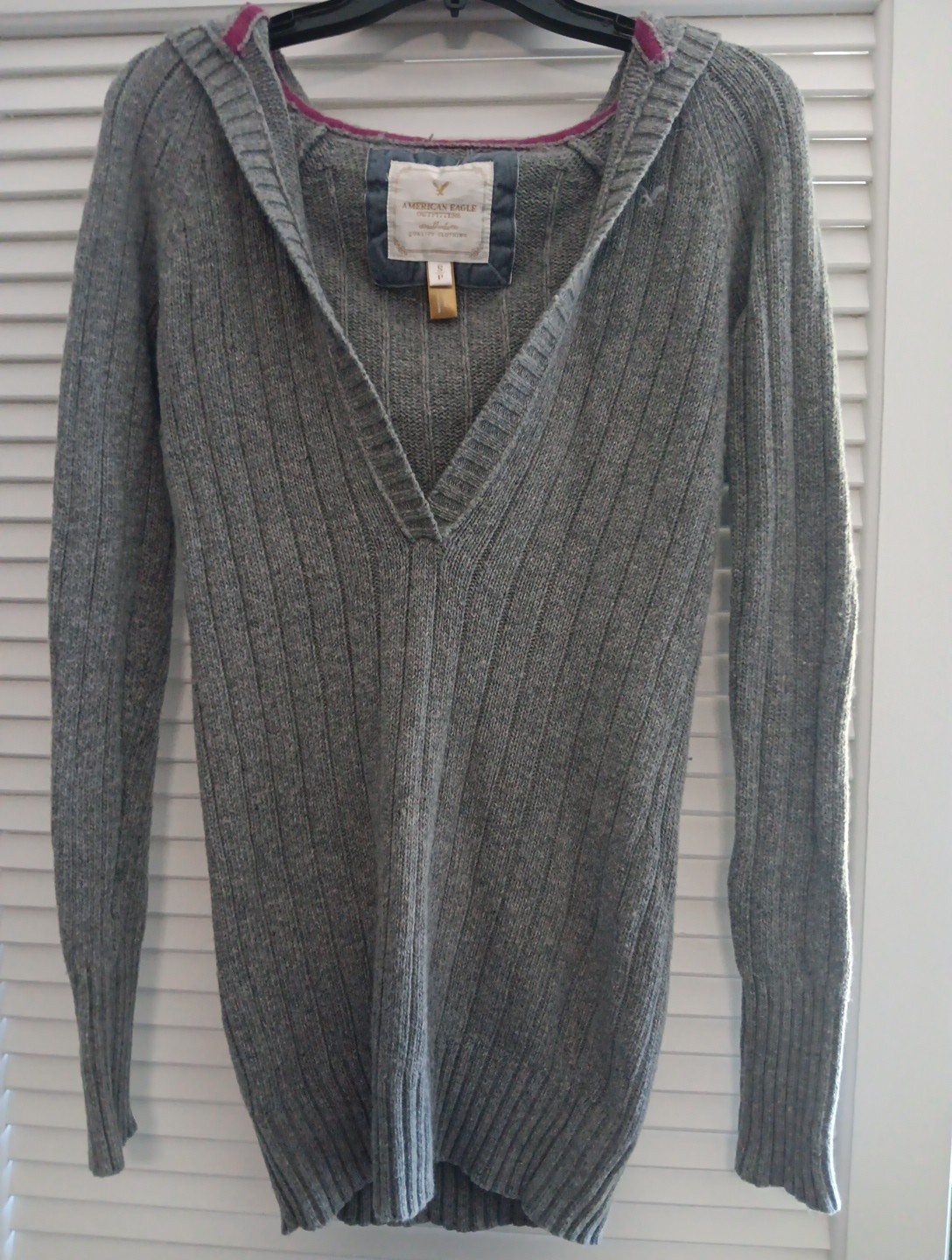 VTG Y2K American Eagle Women S Wool Blend Gray Cable Knit V-Neck Sweater W Hood